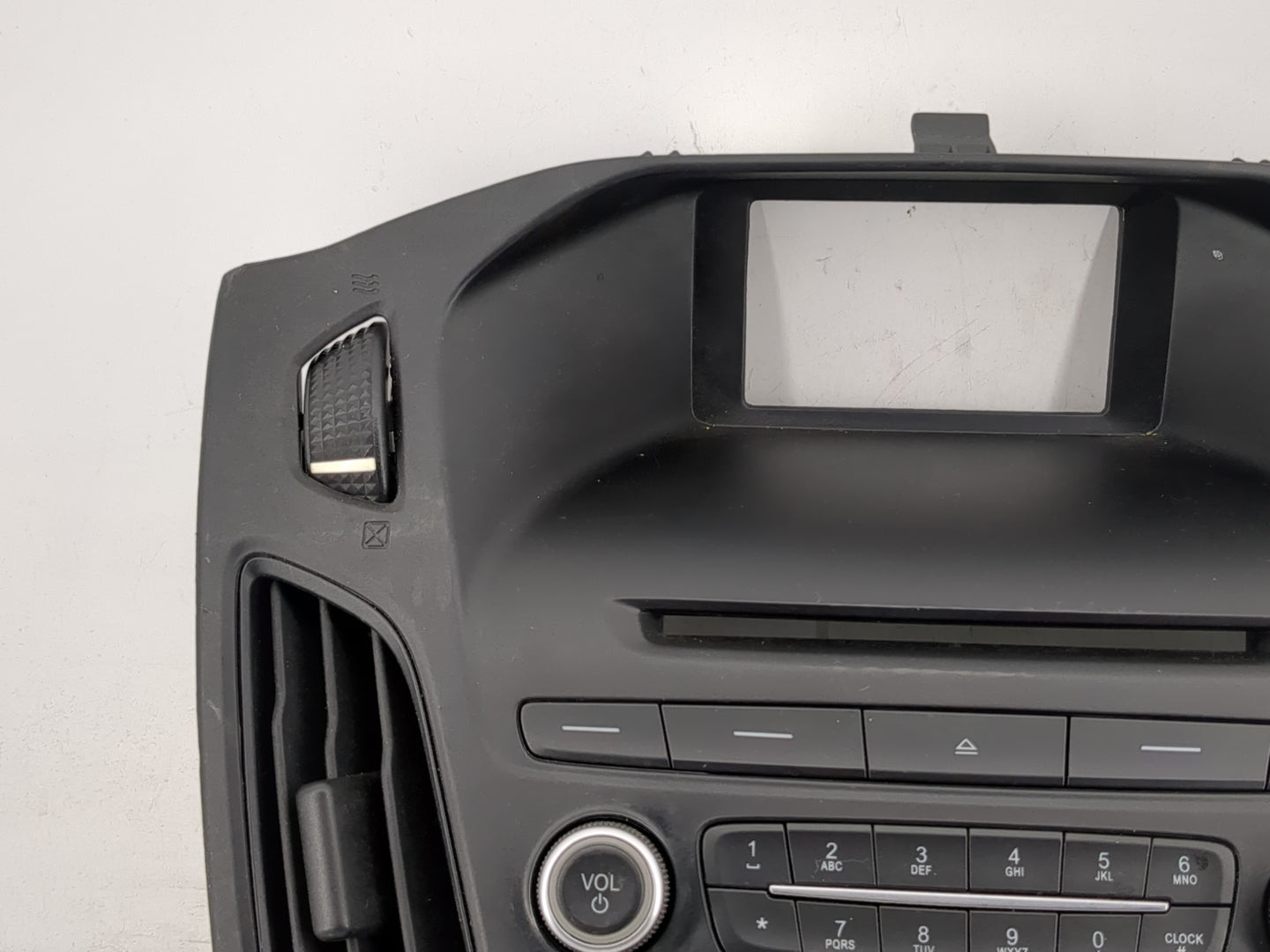 2015-2018 Ford Focus Radio Control Panel - Oemusedautoparts1.com