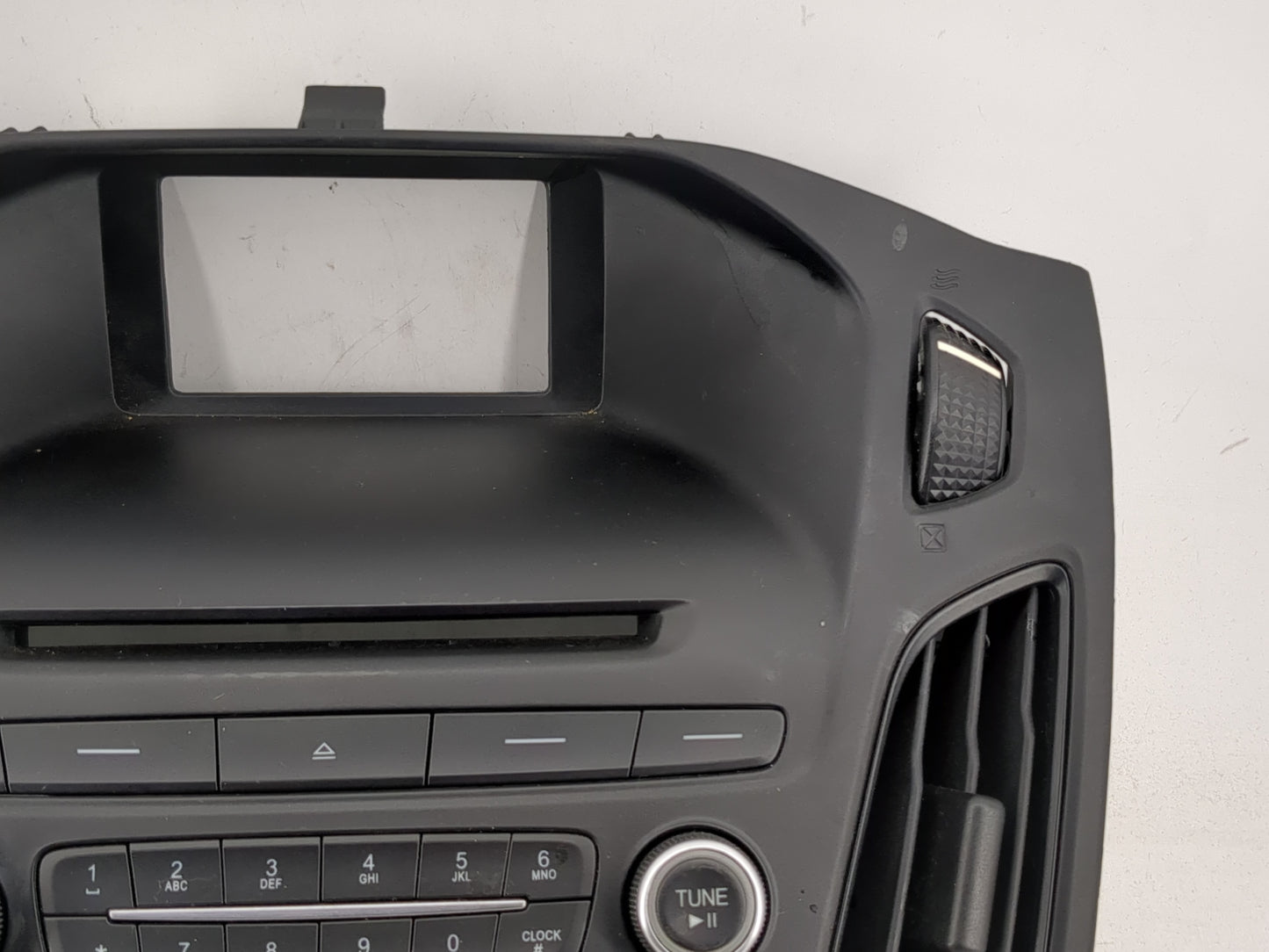 2015-2018 Ford Focus Radio Control Panel - Oemusedautoparts1.com