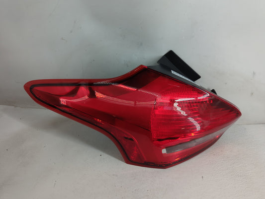 2015-2018 Ford Focus Tail Light Assembly Driver Left OEM P/N:F1EB-13405-G/H Fits Fits 2015 2016 2017 2018 OEM Used Auto Part