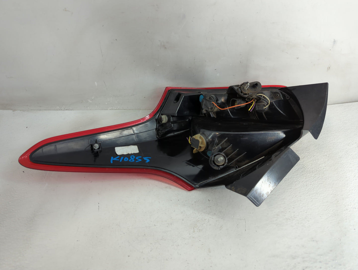 2015-2018 Ford Focus Tail Light Assembly Driver Left OEM P/N:F1EB-13405-G/H Fits Fits 2015 2016 2017 2018 OEM Used Auto Part