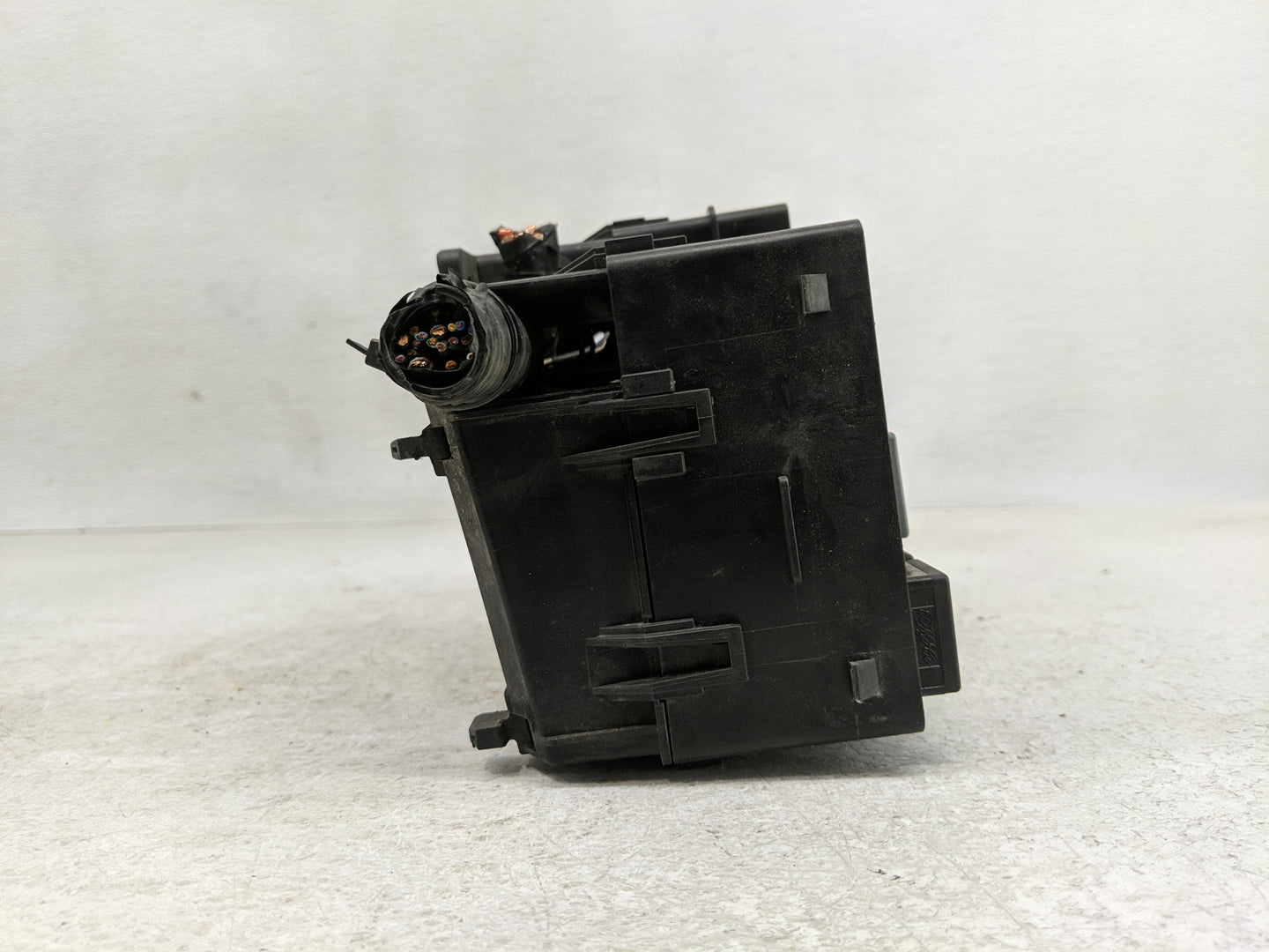 2016 Ford Focus Fusebox Fuse Box Panel Relay Module P/N:AV6T-14A067-AD Fits OEM Used Auto Parts - Oemusedautoparts1.com