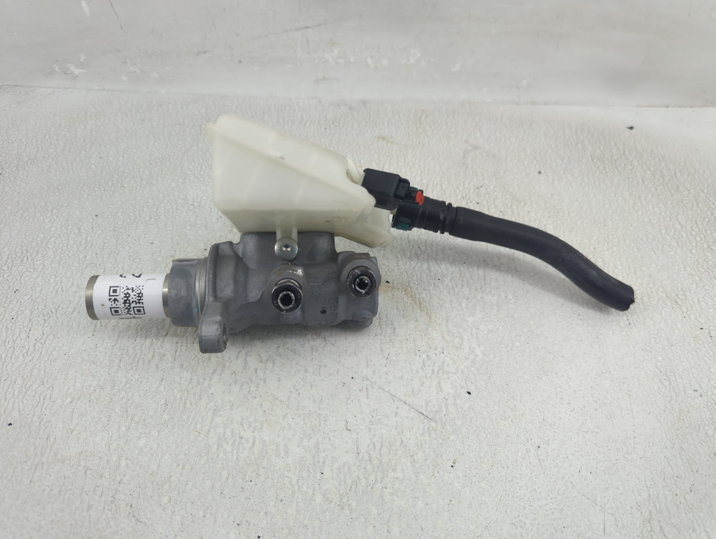 2012-2018 Ford Focus Brake Master Cylinder - Oemusedautoparts1.com