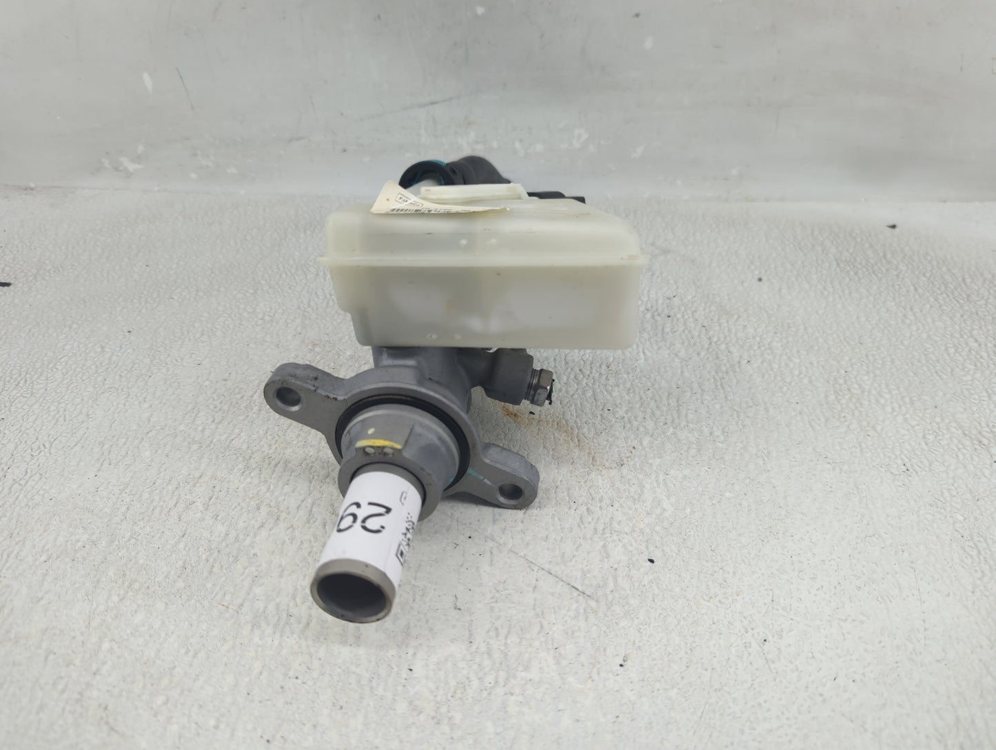 2012-2018 Ford Focus Brake Master Cylinder - Oemusedautoparts1.com