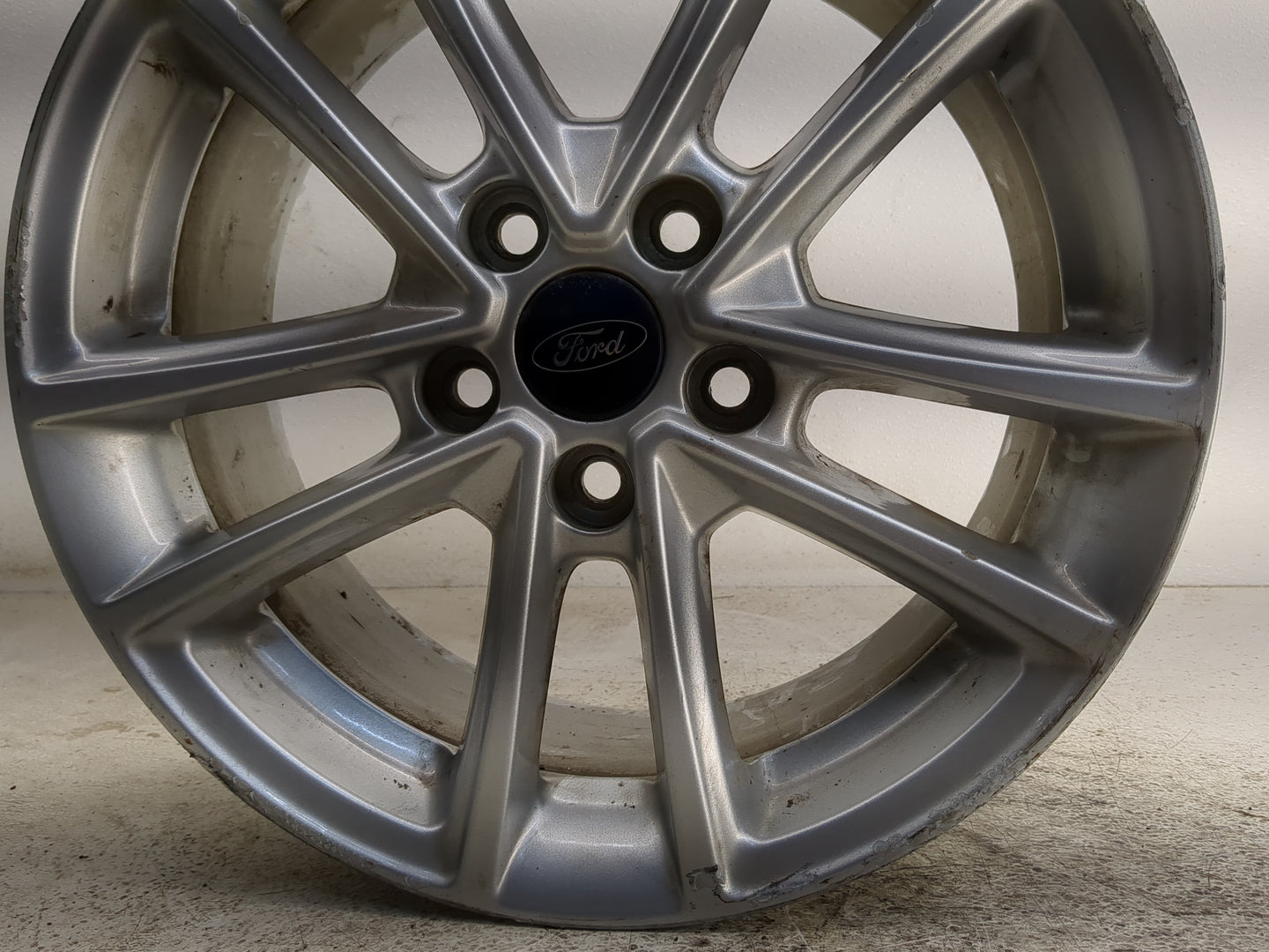 2015-2018 Ford Focus Oem Wheel Rim - Oemusedautoparts1.com