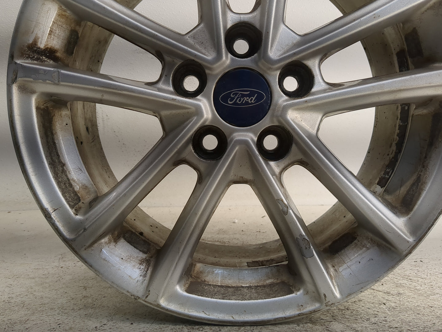2015-2018 Ford Focus Oem Wheel Rim 1291332 - Oemusedautoparts1.com