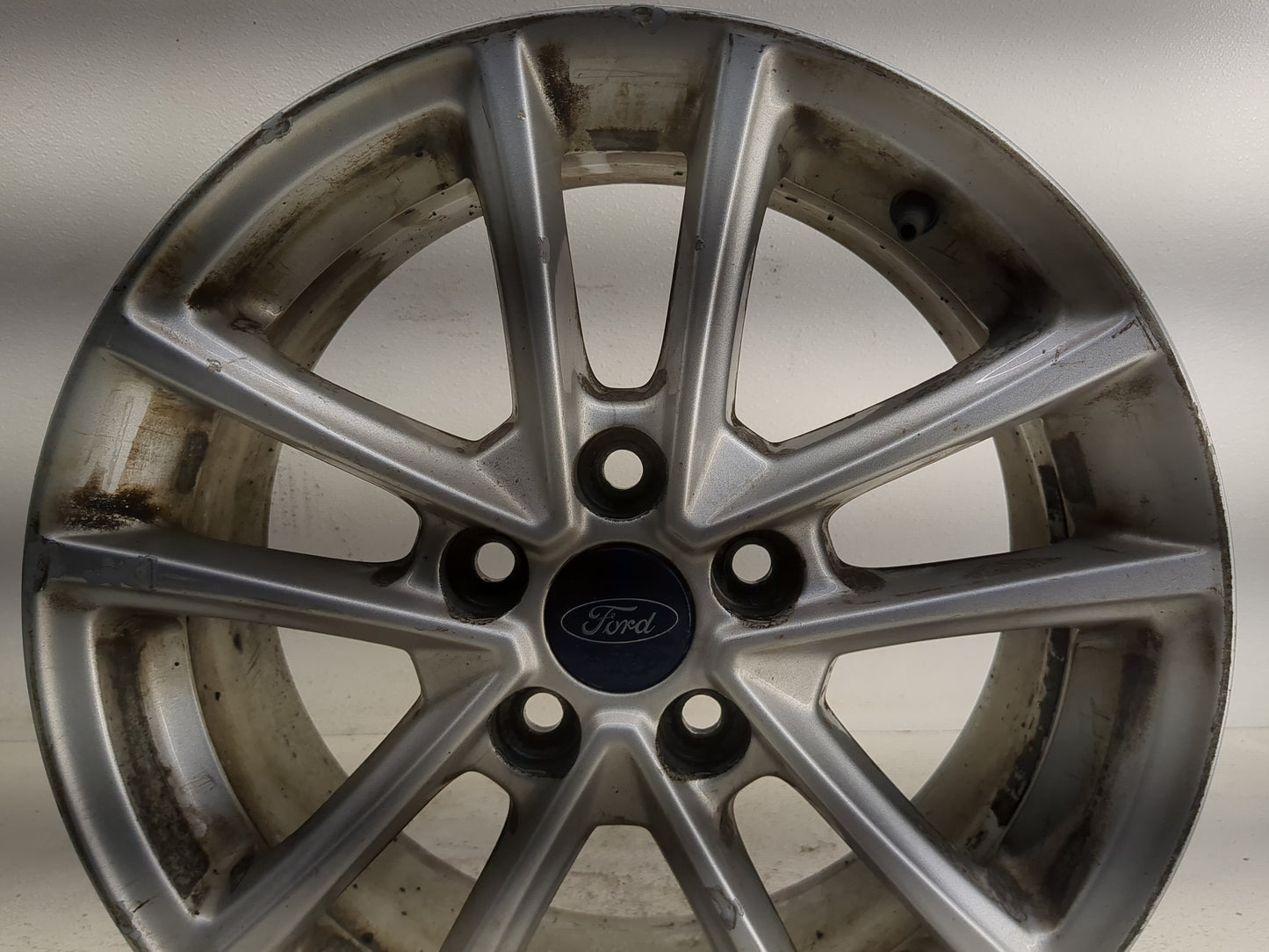 2015-2018 Ford Focus Oem Wheel Rim 1291332 - Oemusedautoparts1.com