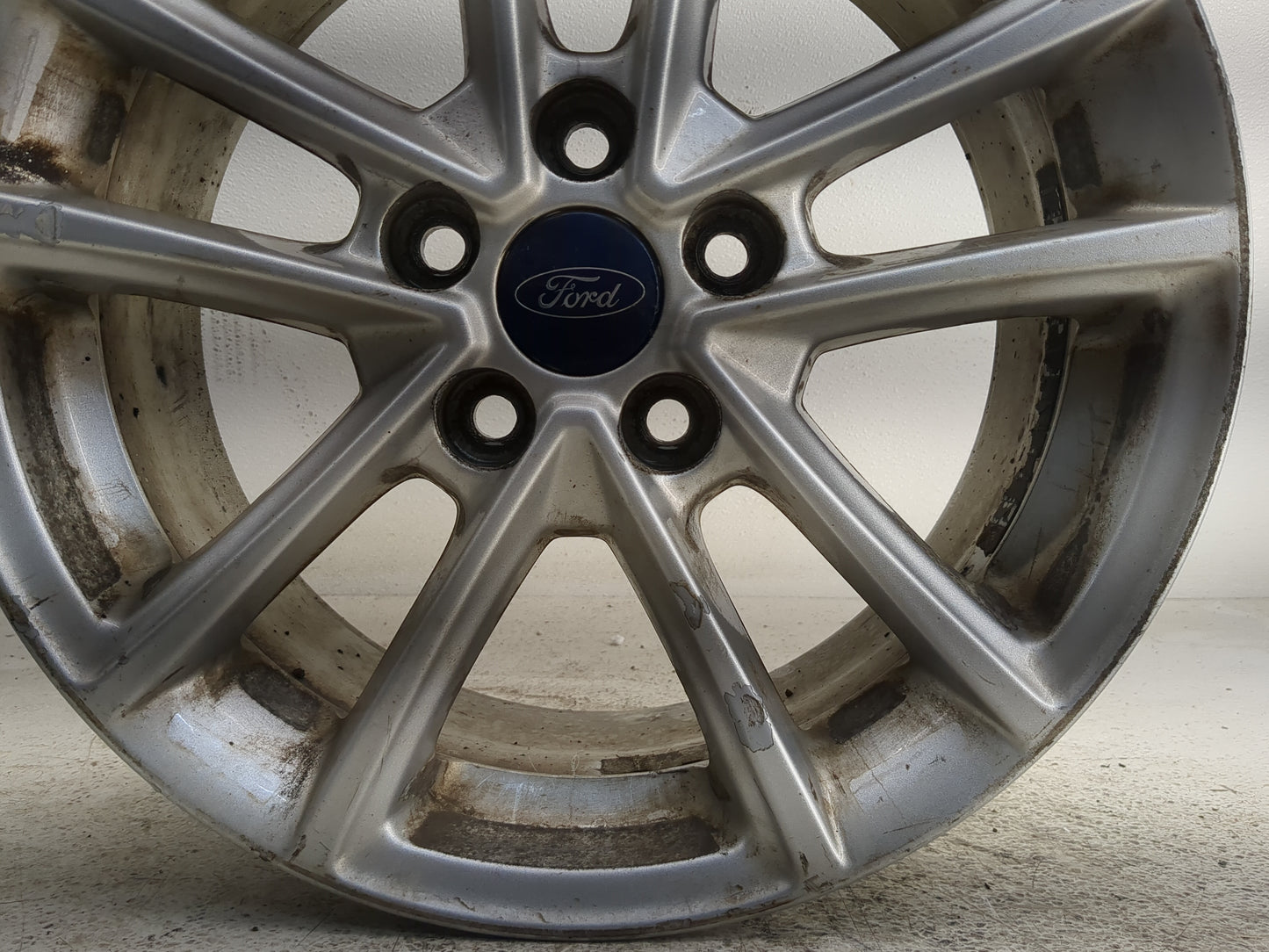 2015-2018 Ford Focus Oem Wheel Rim 1291332 - Oemusedautoparts1.com