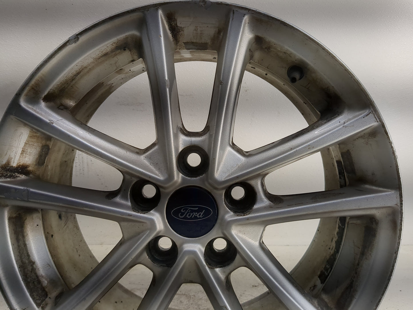 2015-2018 Ford Focus Oem Wheel Rim 1291332 - Oemusedautoparts1.com