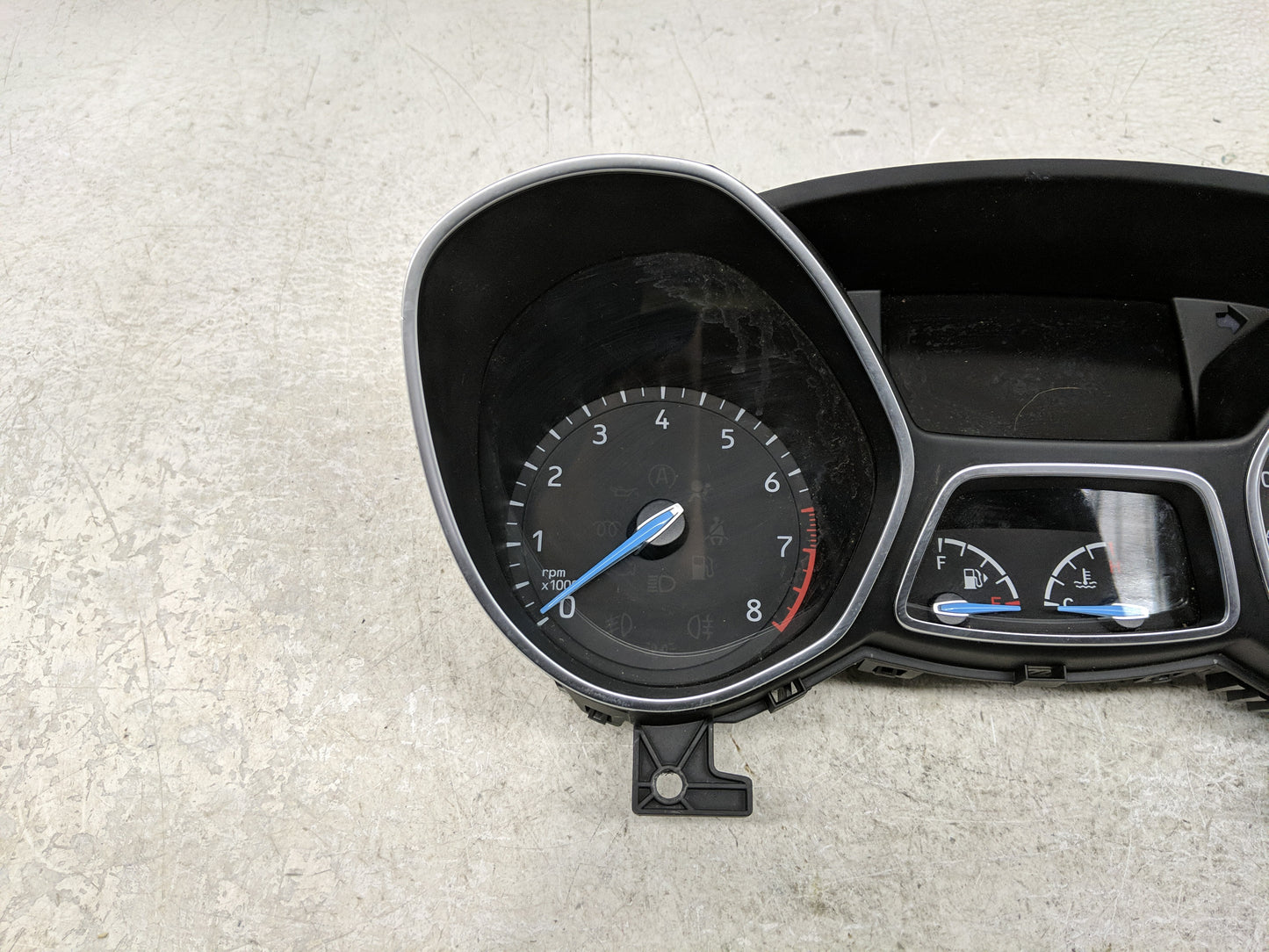 2016 Ford Focus Instrument Cluster Speedometer Gauges P/N:F1ET-10849-CTK Fits OEM Used Auto Parts - Oemusedautoparts1.com