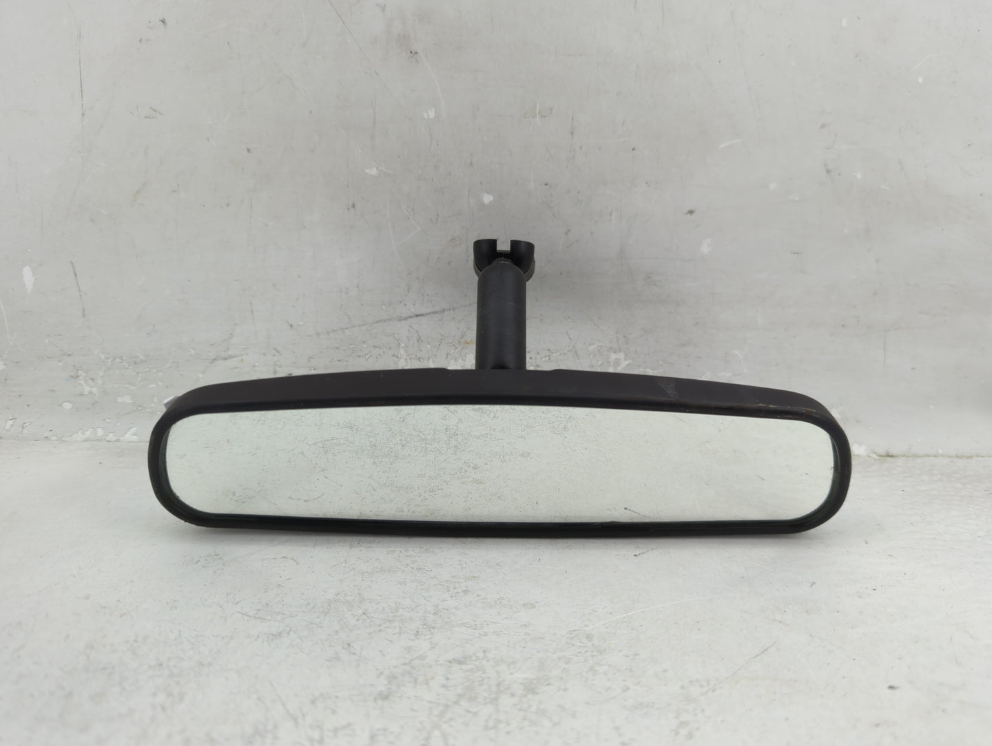 2010-2018 Ford Focus Interior Rear View Mirror Replacement OEM P/N:E8011681 Fits OEM Used Auto Parts - Oemusedautoparts1.com