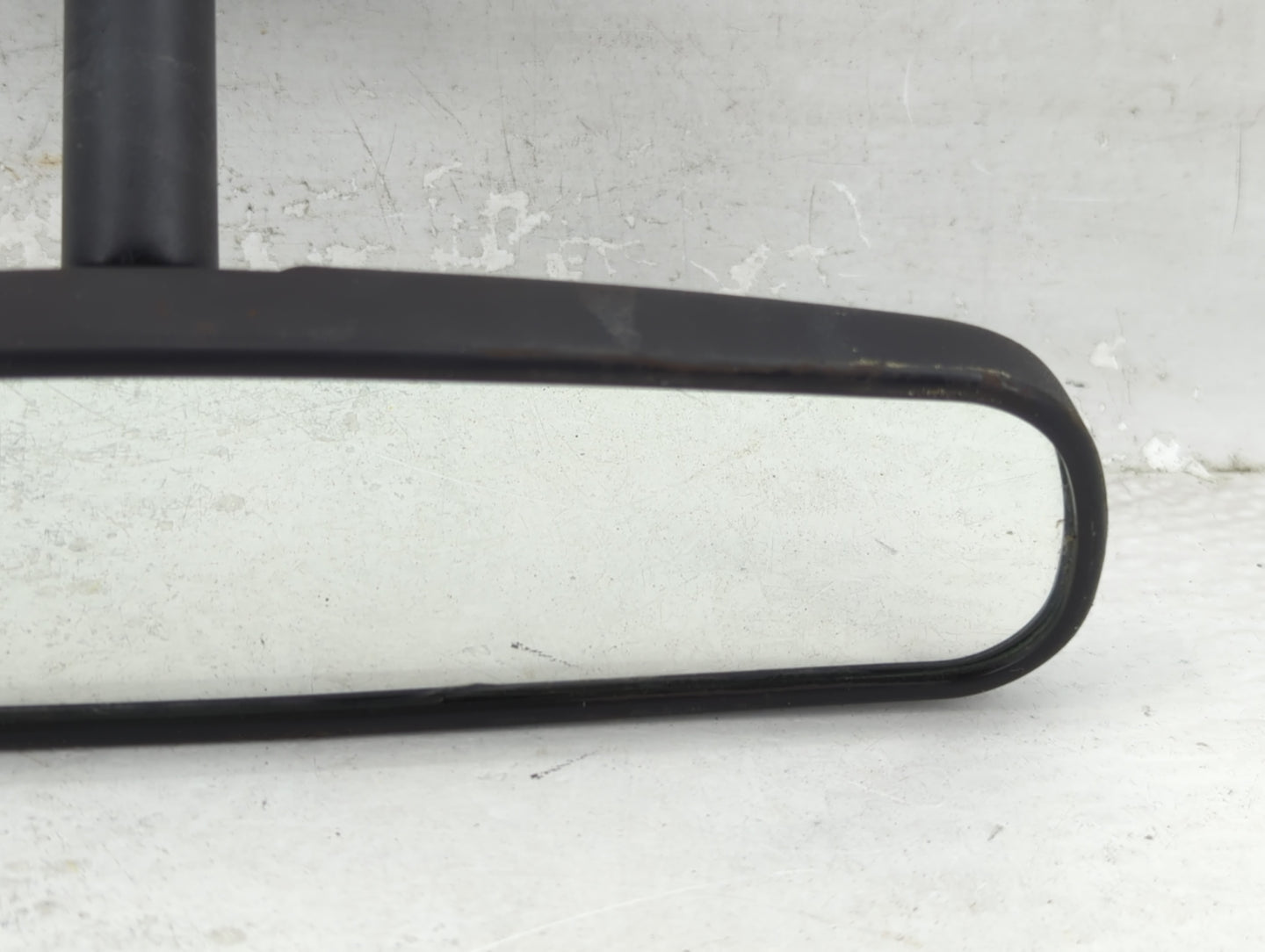 2010-2018 Ford Focus Interior Rear View Mirror Replacement OEM P/N:E8011681 Fits OEM Used Auto Parts - Oemusedautoparts1.com