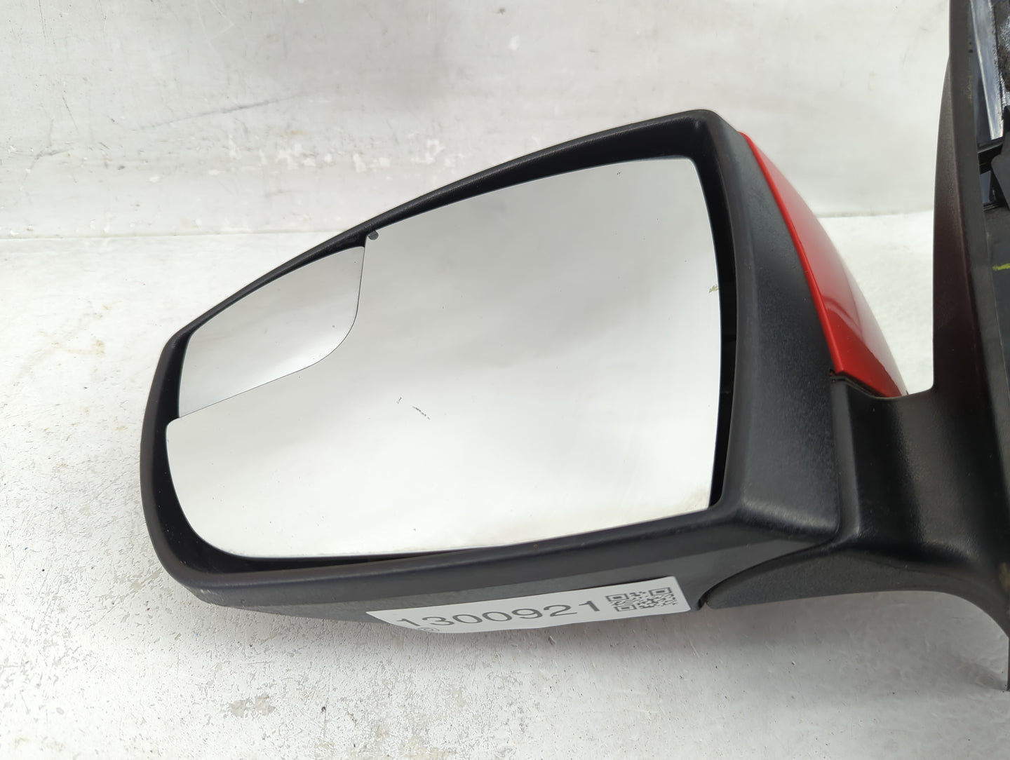 2015-2018 Ford Focus Driver Side View Mirror - Left Door Mirror OEM Used - Oemusedautoparts1.com