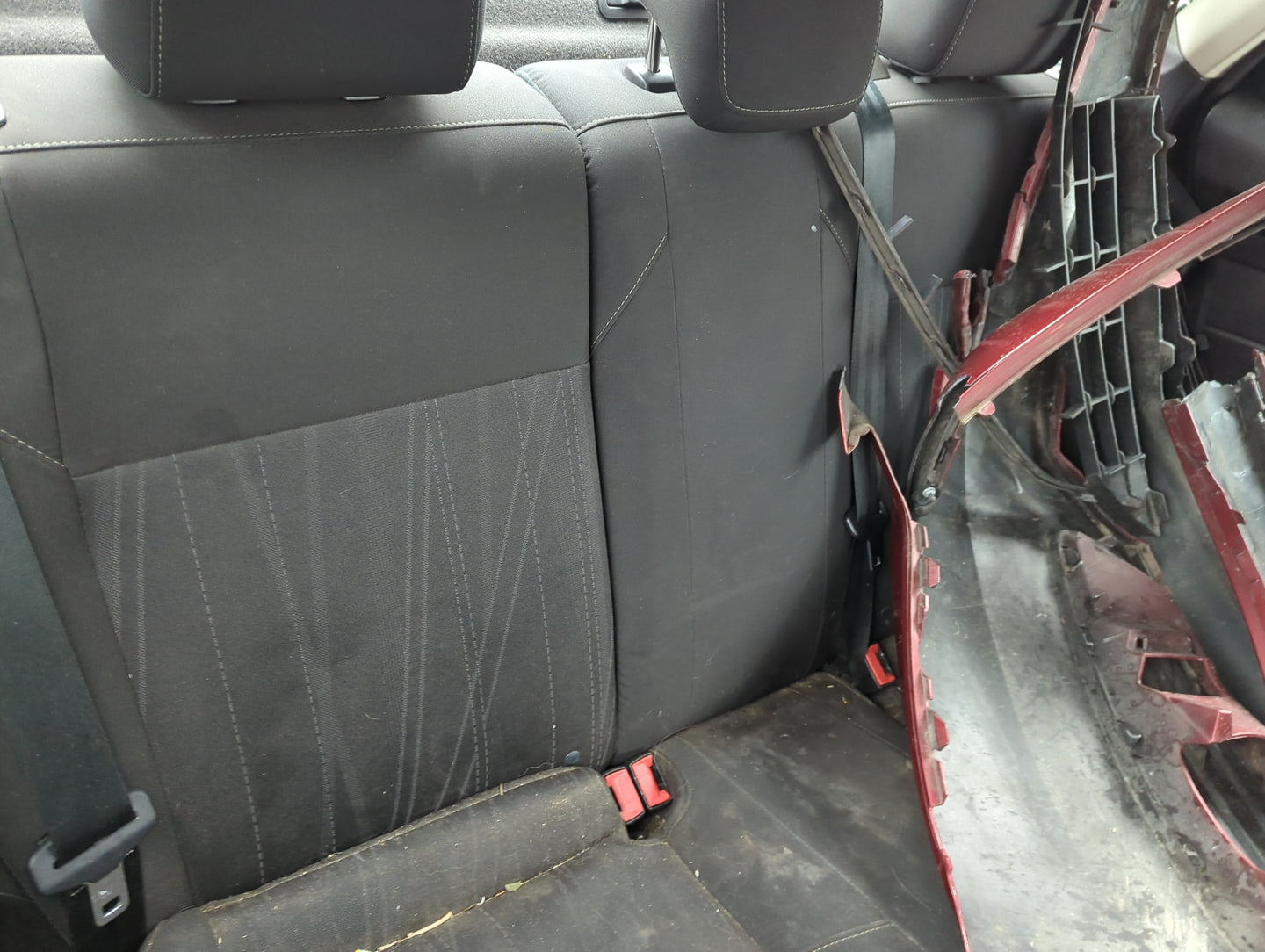 2016 Ford Focus Rear Seat Oem 1309878 - Oemusedautoparts1.com