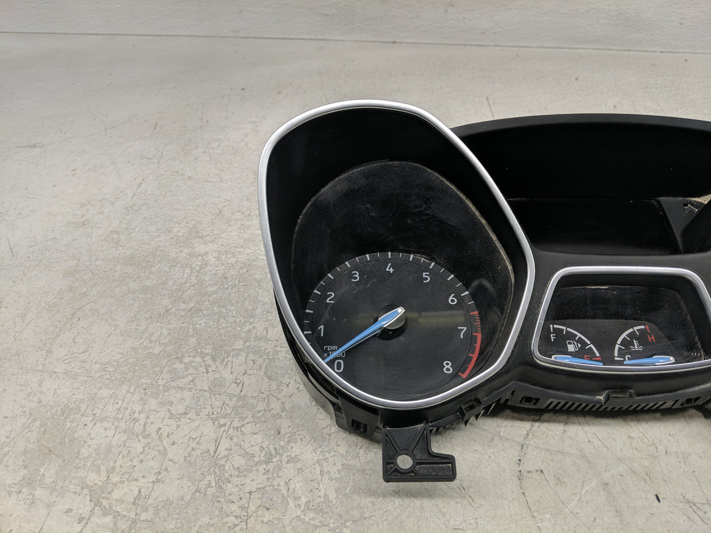 2016 Ford Focus Instrument Cluster Speedometer Gauges P/N:F1ET-10849-CTK Fits OEM Used Auto Parts - Oemusedautoparts1.com