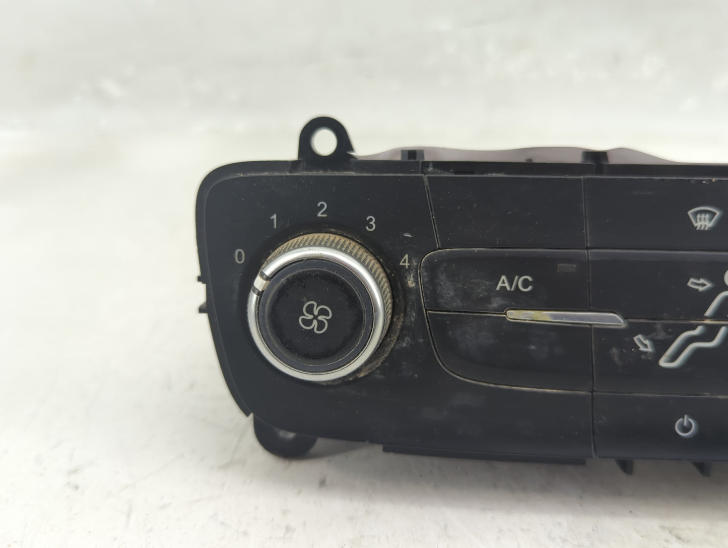 2015-2018 Ford Focus Climate Control Module Temperature AC/Heater Replacement P/N:F1ET-19980-JF Fits Fits 2015 2016 2017 201