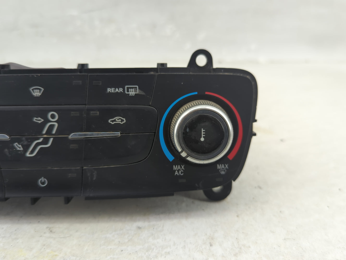 2015-2018 Ford Focus Climate Control Module Temperature AC/Heater Replacement P/N:F1ET-19980-JF Fits Fits 2015 2016 2017 201