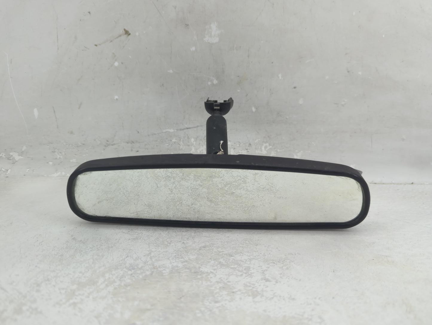 2010-2018 Ford Focus Interior Rear View Mirror Replacement OEM P/N:E8011681 Fits OEM Used Auto Parts - Oemusedautoparts1.com