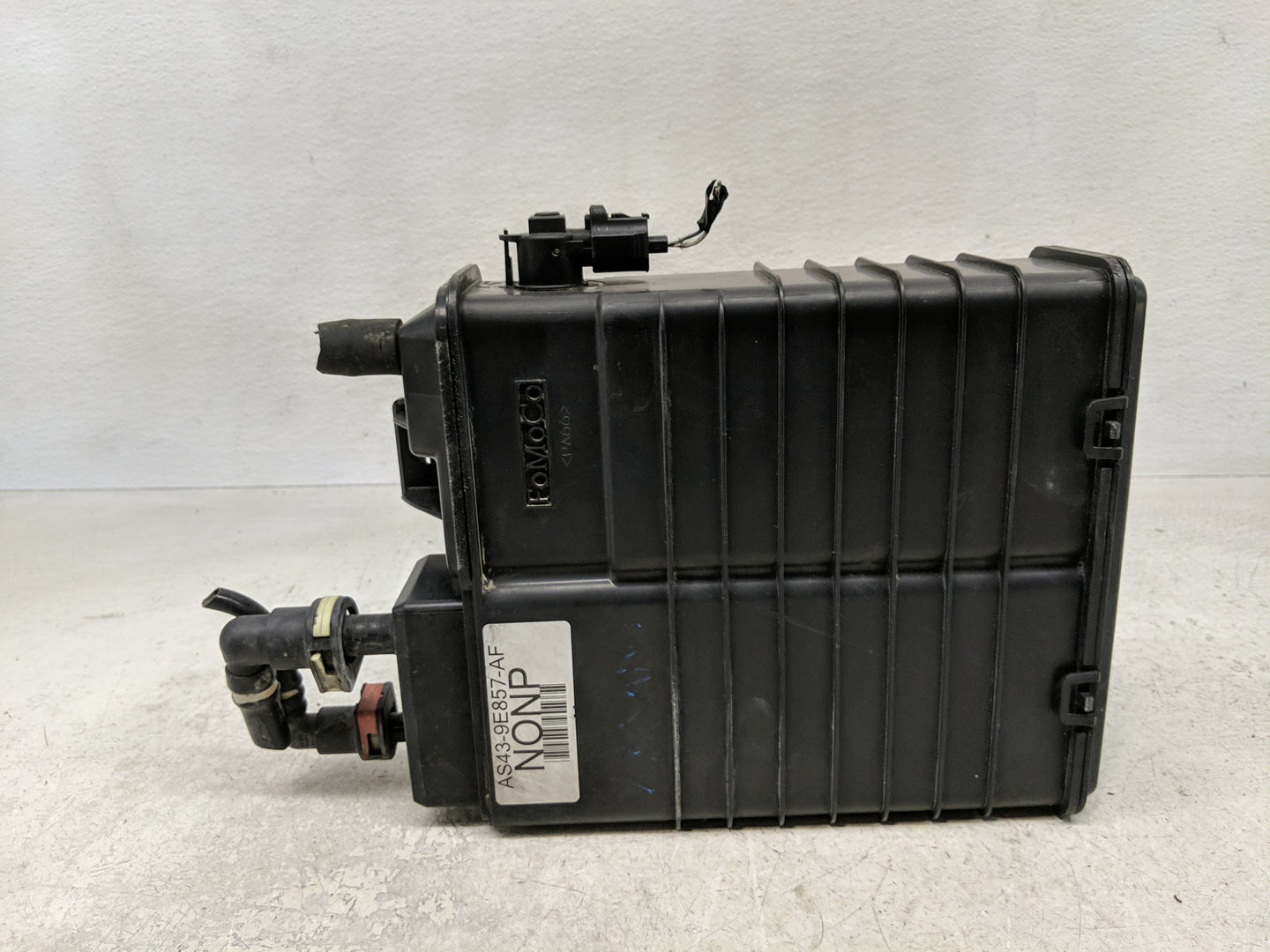 2016 Ford Focus Fuel Vapor Charcoal Canister 1356642 - Oemusedautoparts1.com