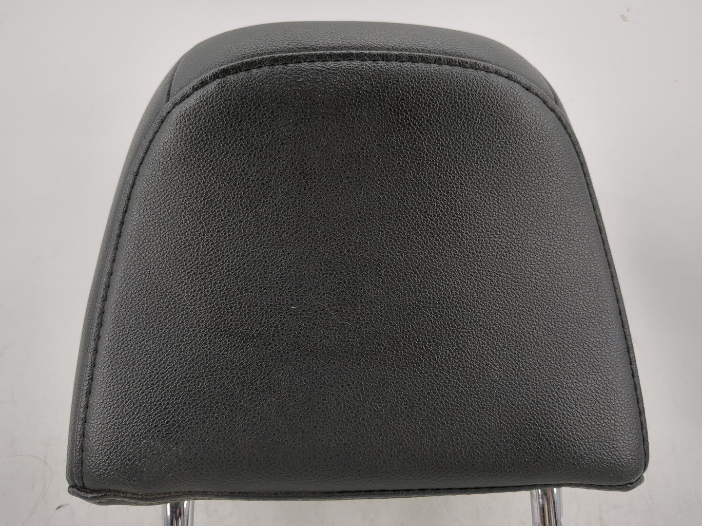 2015-2018 Ford Focus Headrest Head Rest Rear Seat Fits Fits 2015 2016 2017 2018 OEM Used Auto Parts - Oemusedautoparts1.com