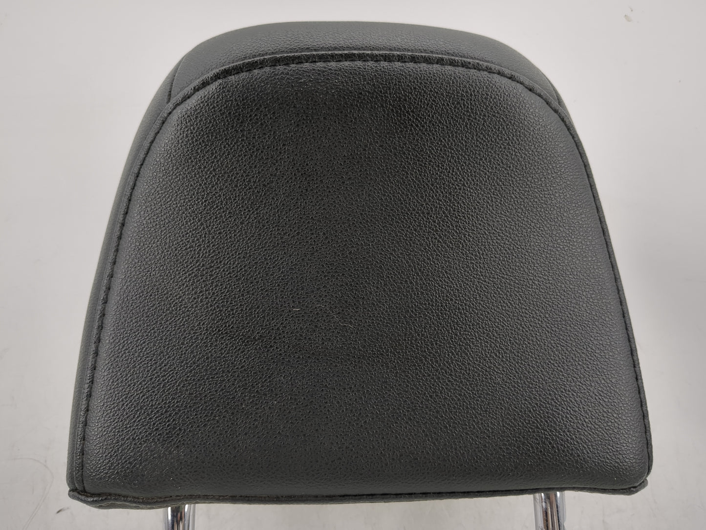 2015-2018 Ford Focus Headrest Head Rest Rear Seat Fits Fits 2015 2016 2017 2018 OEM Used Auto Parts - Oemusedautoparts1.com