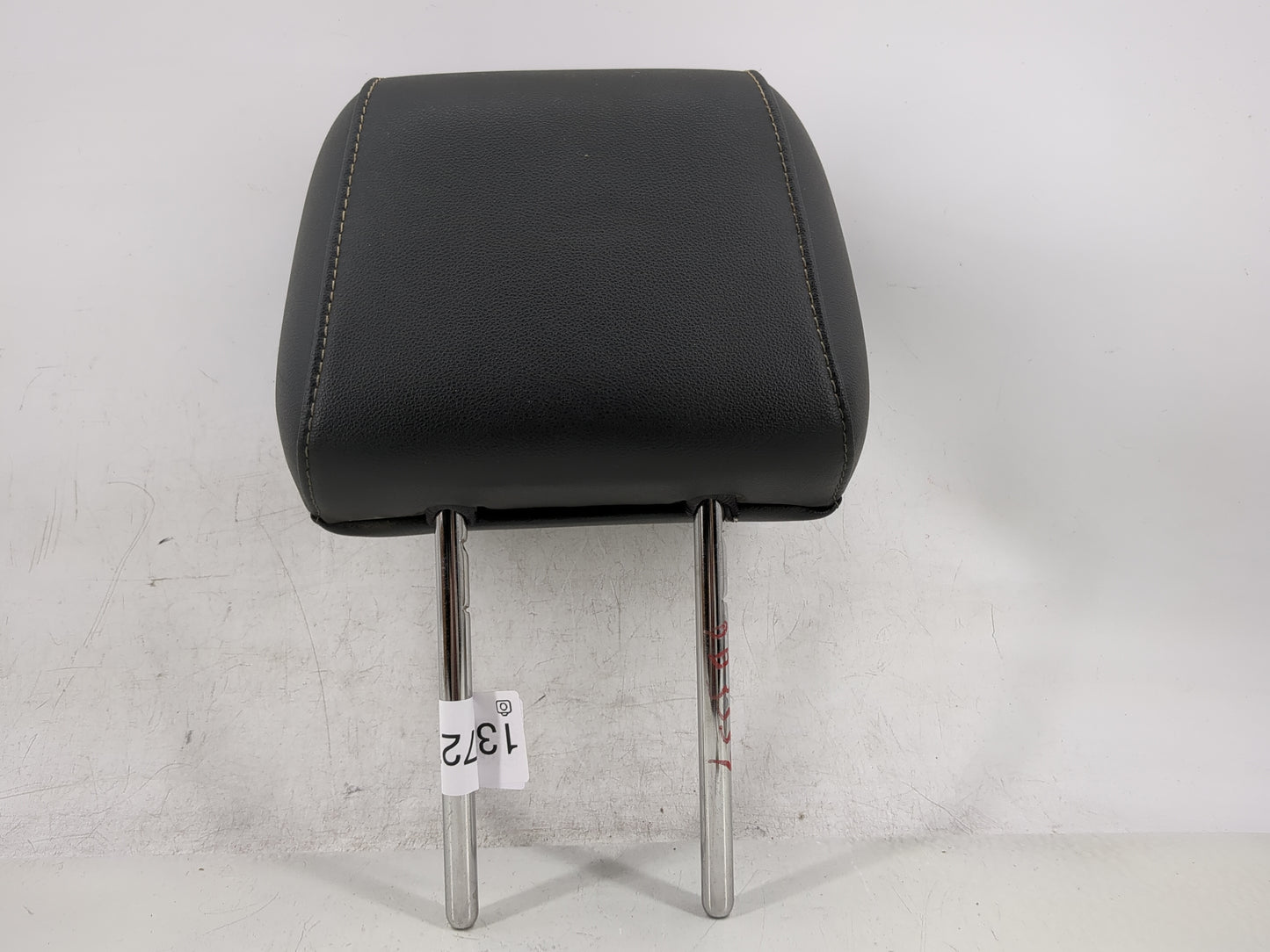 2015-2018 Ford Focus Headrest Head Rest Rear Seat Fits Fits 2015 2016 2017 2018 OEM Used Auto Parts - Oemusedautoparts1.com