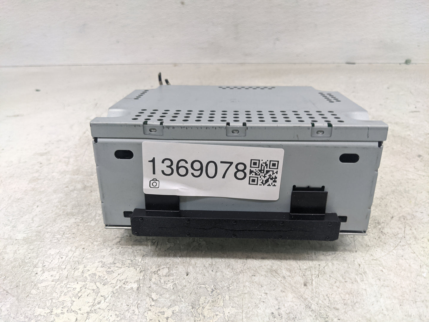 2016 Ford Focus Radio AM FM Cd Player Receiver Replacement P/N:FM5T-19C107-JE Fits OEM Used Auto Parts - Oemusedautoparts1.c
