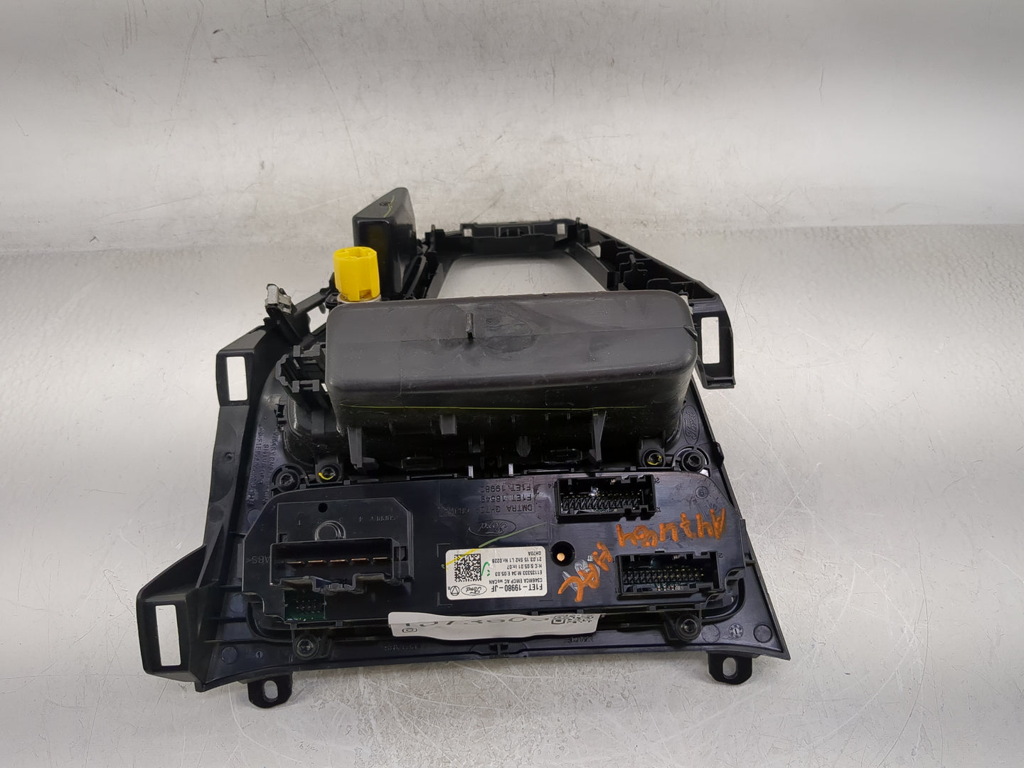 2015-2018 Ford Focus Climate Control Module Temperature AC/Heater Replacement P/N:F1ET-19980-JF Fits Fits 2015 2016 2017 201