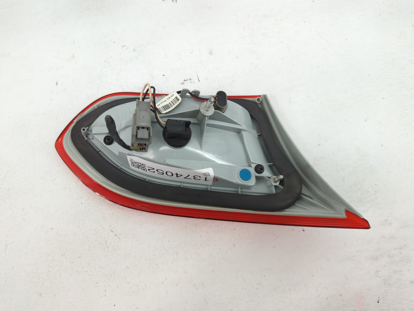 2015-2018 Ford Focus Tail Light Assembly Passenger Right OEM P/N:F1EB-13A602-DD Fits Fits 2015 2016 2017 2018 OEM Used Auto 
