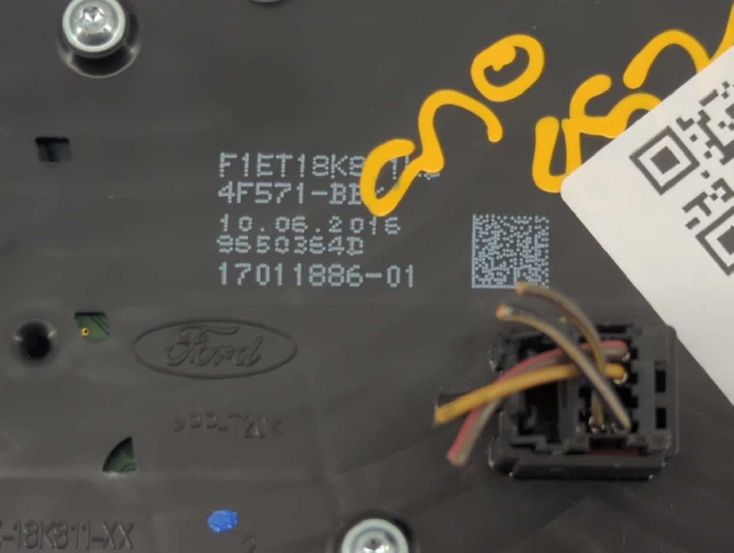 2015-2018 Ford Focus Climate Control Module Temperature AC/Heater Replacement P/N:F1ET18K811 Fits Fits 2015 2016 2017 2018 O
