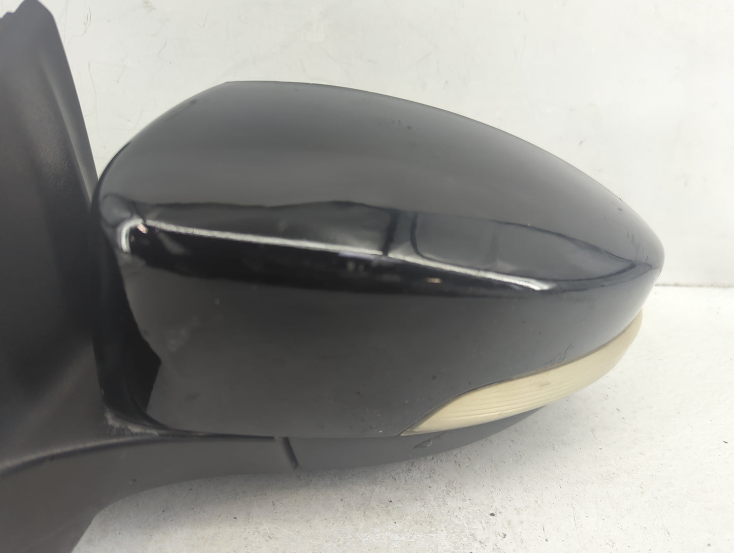 2015-2018 Ford Focus Driver Side View Mirror - Left Door Mirror OEM Used - Oemusedautoparts1.com