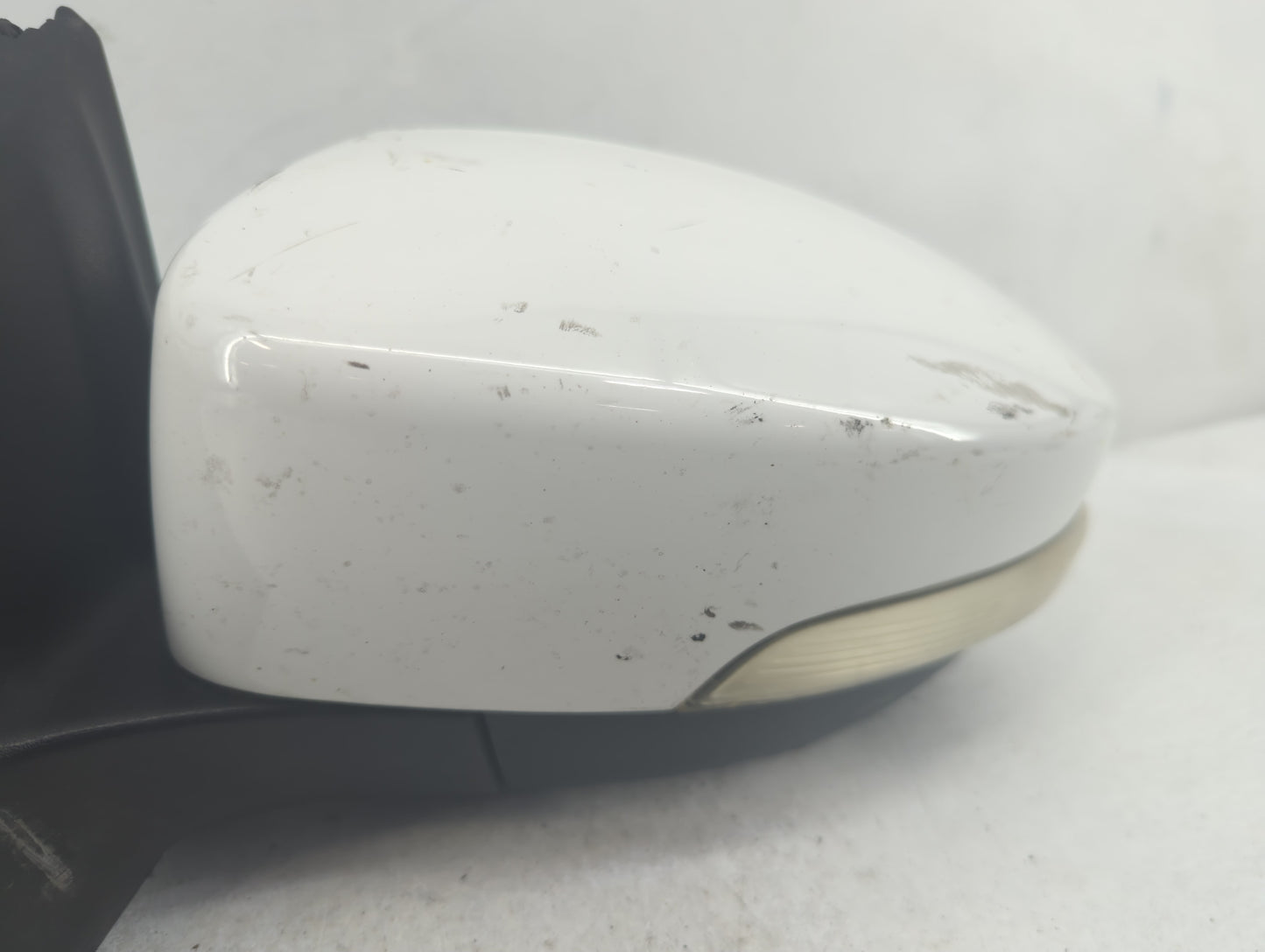 2015-2018 Ford Focus Driver Side View Mirror - Left Door Mirror OEM Used - Oemusedautoparts1.com
