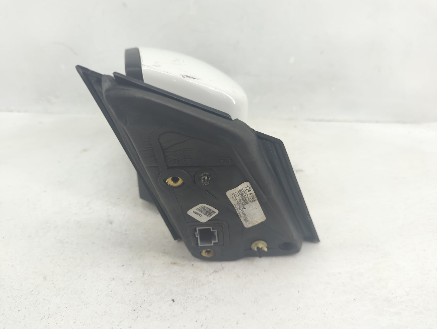 2015-2018 Ford Focus Driver Side View Mirror - Left Door Mirror OEM Used - Oemusedautoparts1.com