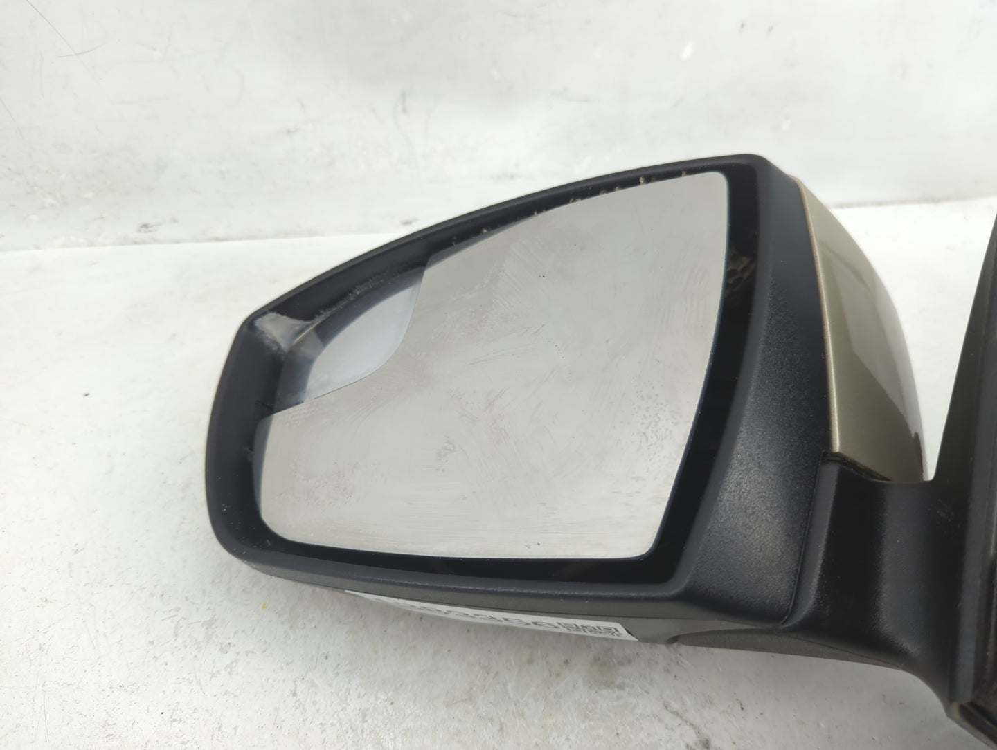 2015-2018 Ford Focus Driver Side View Mirror - Left Door Mirror OEM Used - Oemusedautoparts1.com
