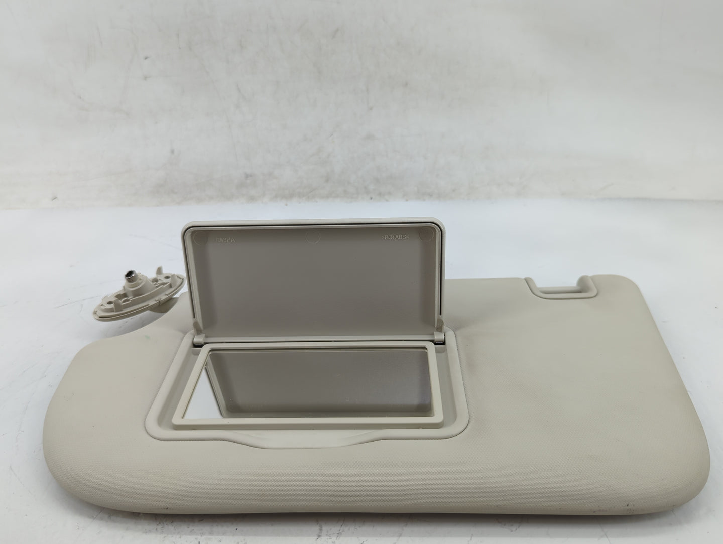 2015 Ford Focus Sun Visor Shade Replacement Driver Left Mirror Fits OEM Used Auto Parts - Oemusedautoparts1.com