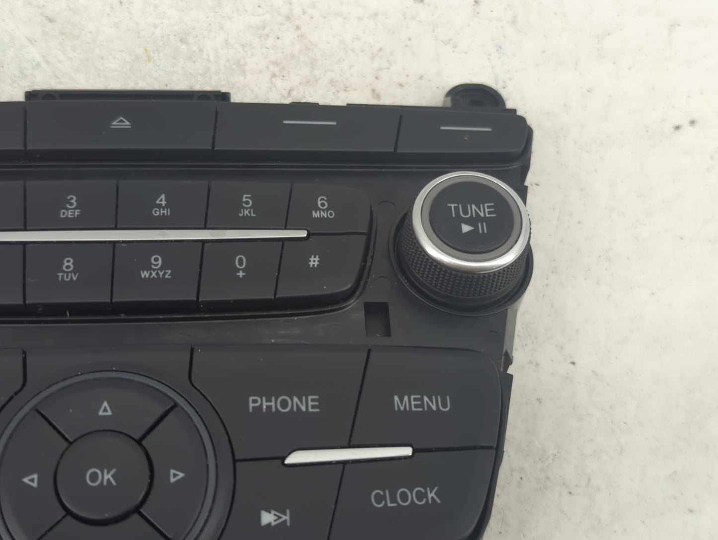 2015-2018 Ford Focus Radio AM FM Cd Player Receiver Replacement P/N:F1ET18K811LD Fits Fits 2015 2016 2017 2018 2019 OEM Used