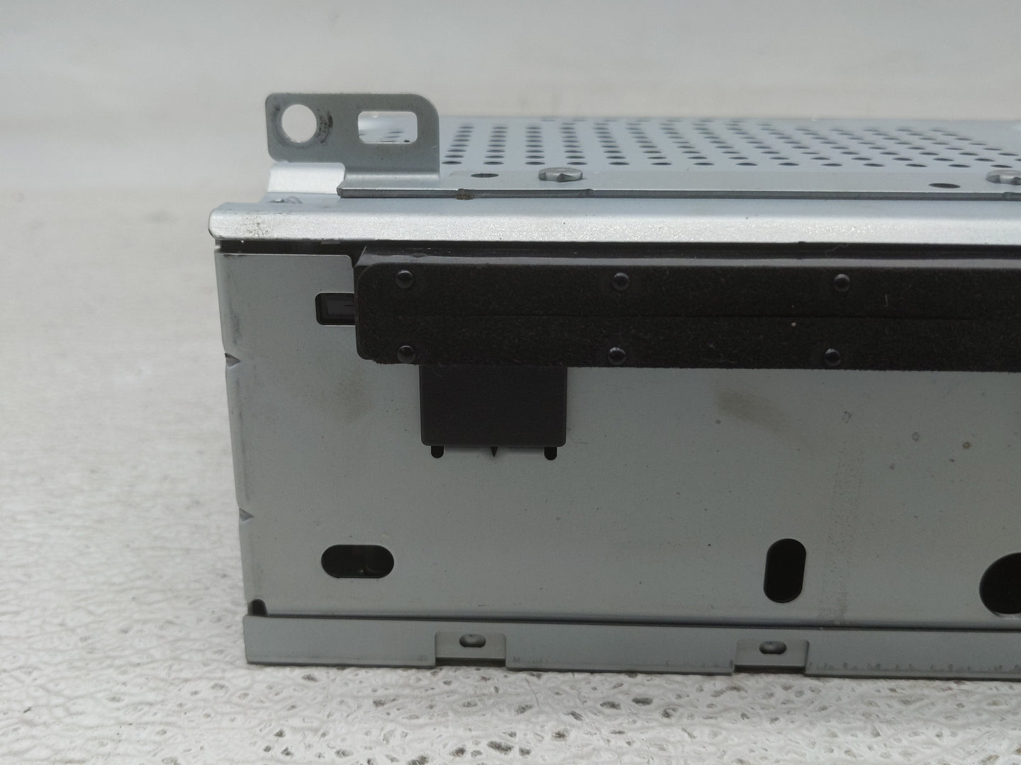 2016 Ford Focus Radio AM FM Cd Player Receiver Replacement P/N:FM5T-19C107-JF Fits OEM Used Auto Parts - Oemusedautoparts1.c
