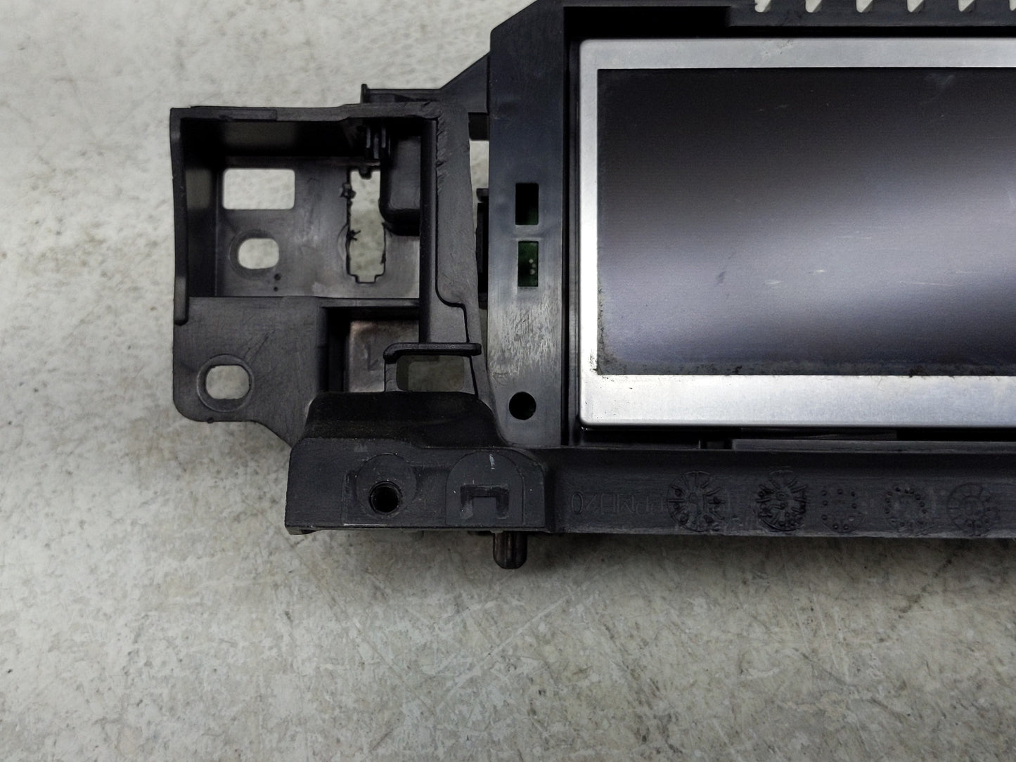 2015-2018 Ford Focus Information Display Screen - Oemusedautoparts1.com