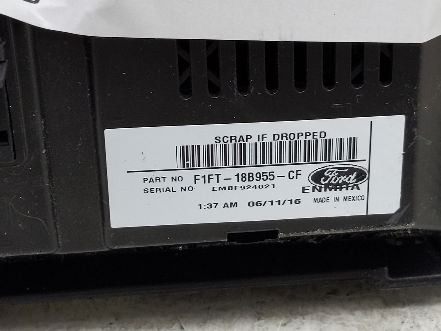 2015-2018 Ford Focus Information Display Screen - Oemusedautoparts1.com