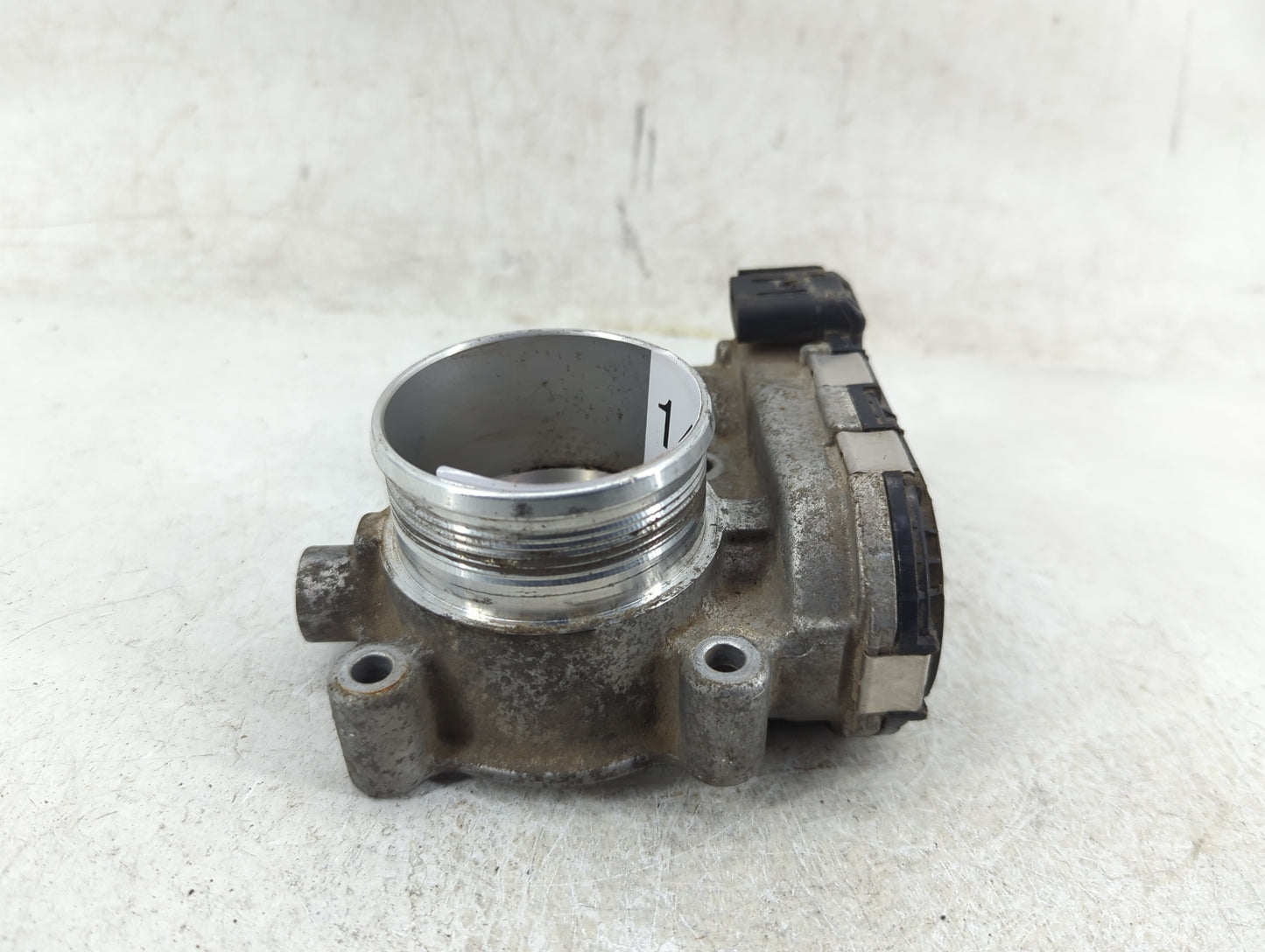 2014-2018 Ford Focus Throttle Body P/N:DS7E-9F991-BB Fits Fits 2014 2015 2016 2017 2018 2019 2020 2021 2022 OEM Used Auto Pa