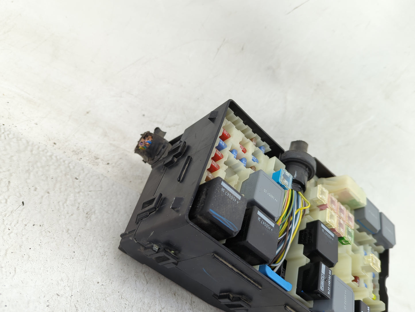 2016 Ford Focus Fusebox Fuse Box Panel Relay Module P/N:AV6T-14A067-AD Fits OEM Used Auto Parts - Oemusedautoparts1.com