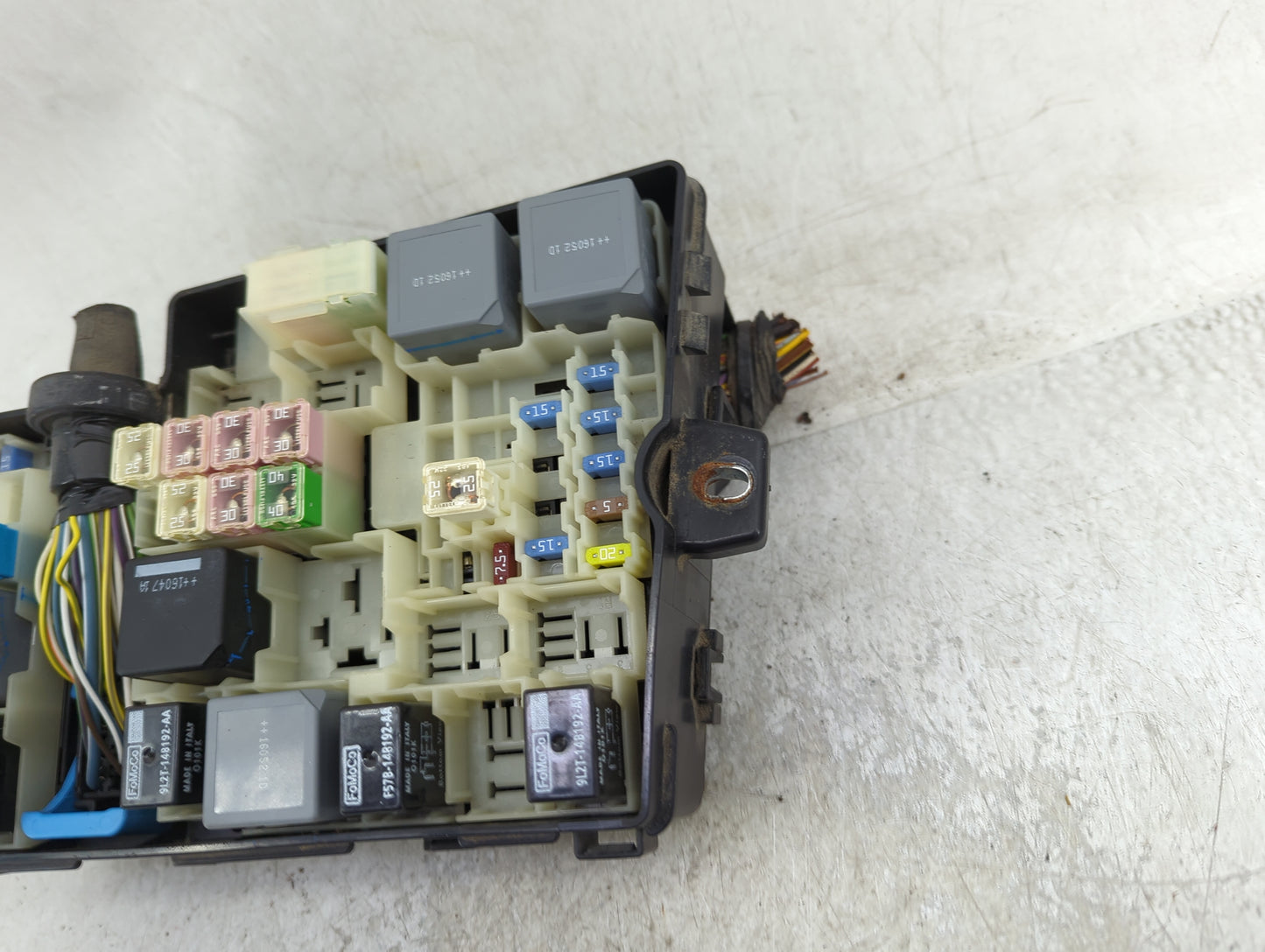 2016 Ford Focus Fusebox Fuse Box Panel Relay Module P/N:AV6T-14A067-AD Fits OEM Used Auto Parts - Oemusedautoparts1.com