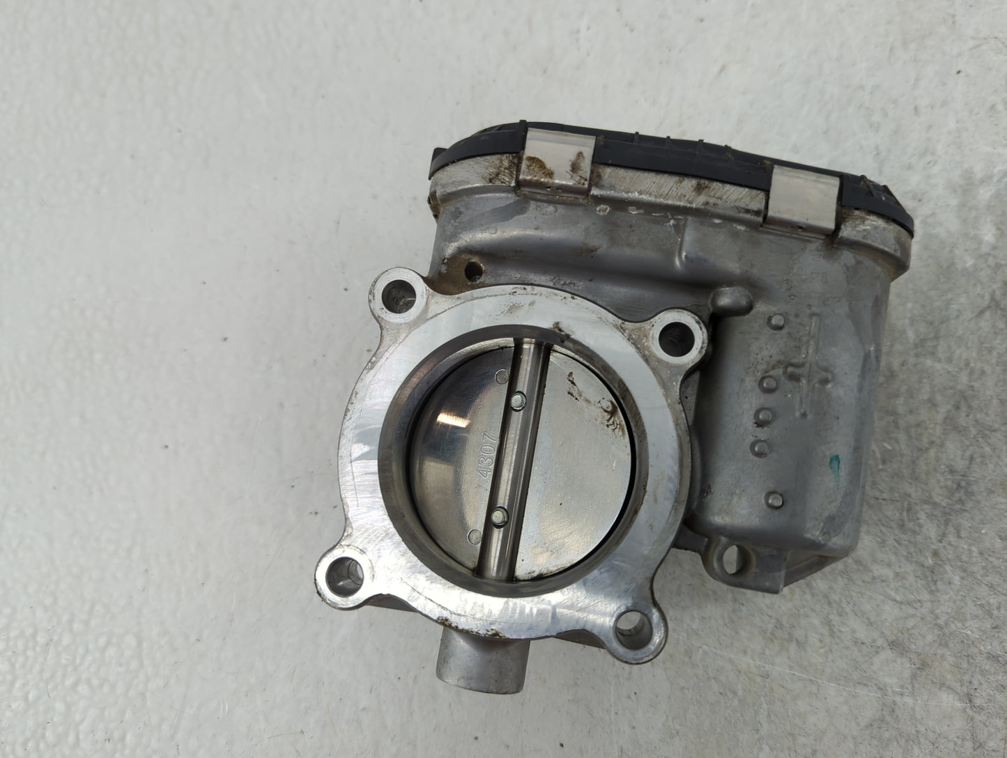 2014-2018 Ford Focus Throttle Body P/N:DS7E-9F991-BB Fits Fits 2014 2015 2016 2017 2018 2019 2020 2021 2022 OEM Used Auto Pa