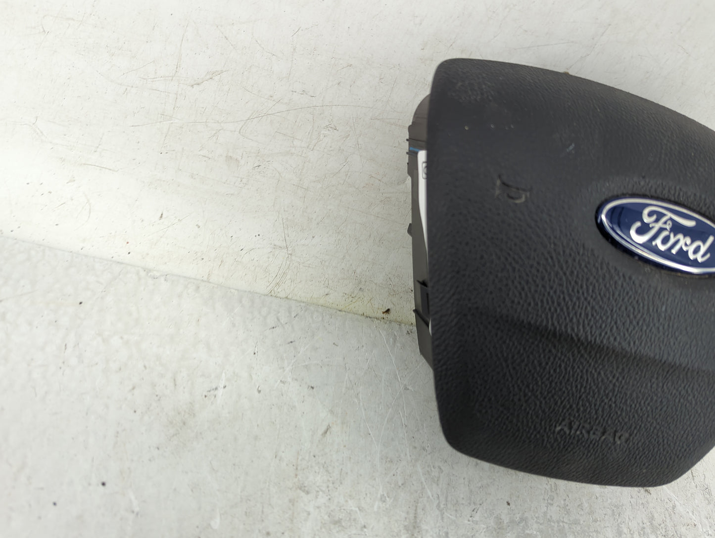 2014-2018 Ford Focus Air Bag Driver Left Steering Wheel Mounted P/N:F1EB A043B13 AF3ZHE Fits Fits 2014 2015 2016 2017 2018 O