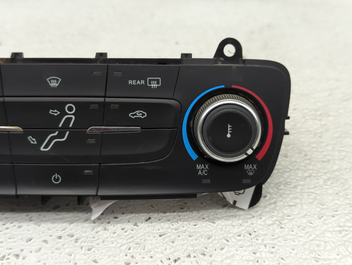 2015-2018 Ford Focus Climate Control Module Temperature AC/Heater Replacement P/N:F1ET-19980-JG Fits Fits 2015 2016 2017 201