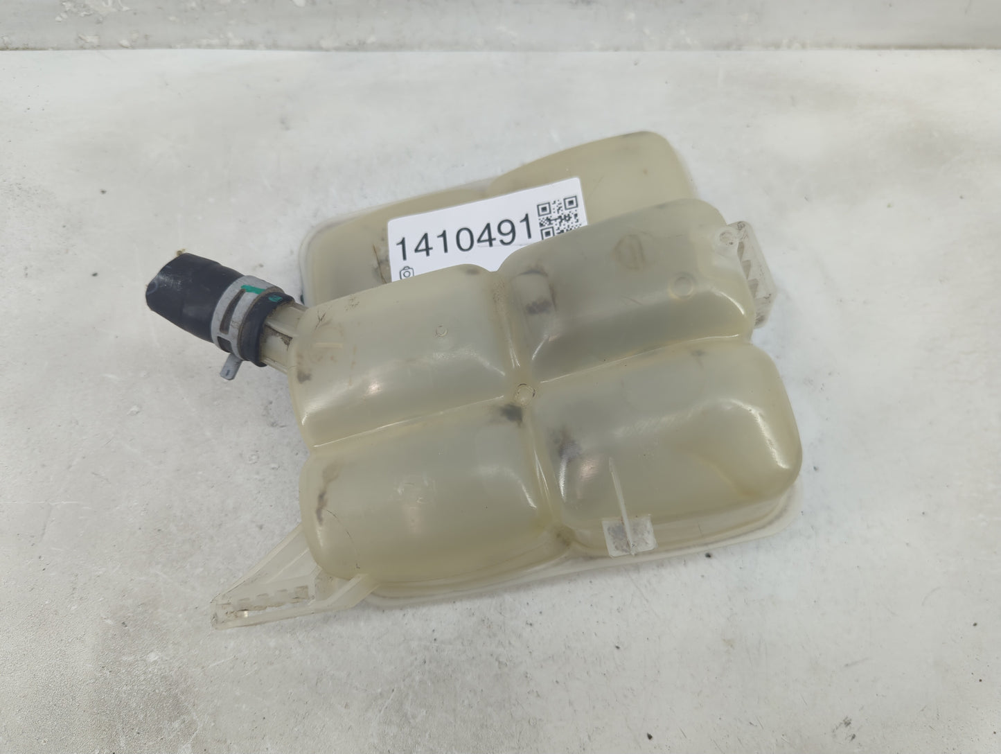 2012-2018 Ford Focus Radiator Coolant Overflow Expansion Tank Bottle 1410491 - Oemusedautoparts1.com