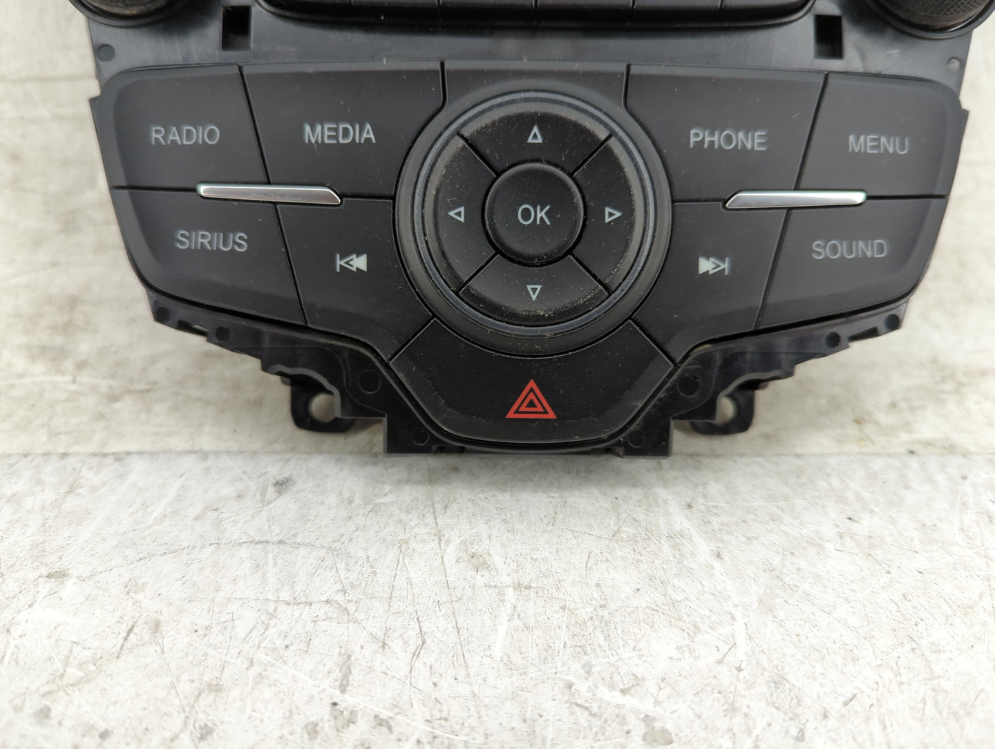2015-2018 Ford Focus Radio AM FM Cd Player Receiver Replacement P/N:F1ET-18K811-KD Fits Fits 2015 2016 2017 2018 2019 OEM Us