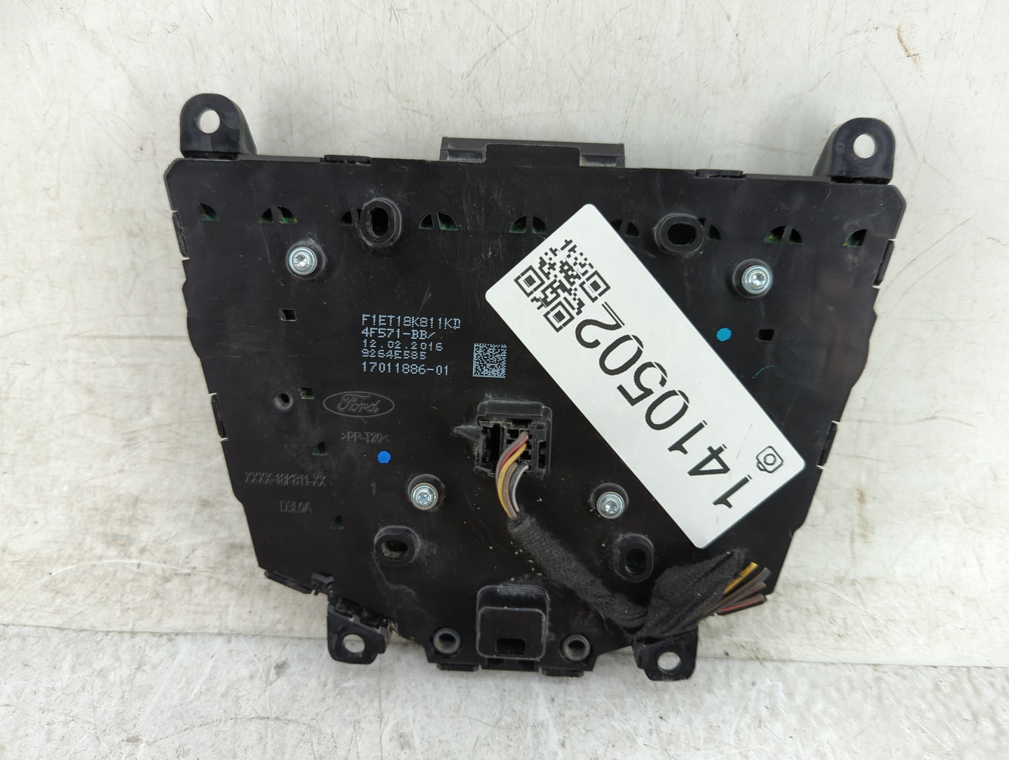 2015-2018 Ford Focus Radio AM FM Cd Player Receiver Replacement P/N:F1ET-18K811-KD Fits Fits 2015 2016 2017 2018 2019 OEM Us