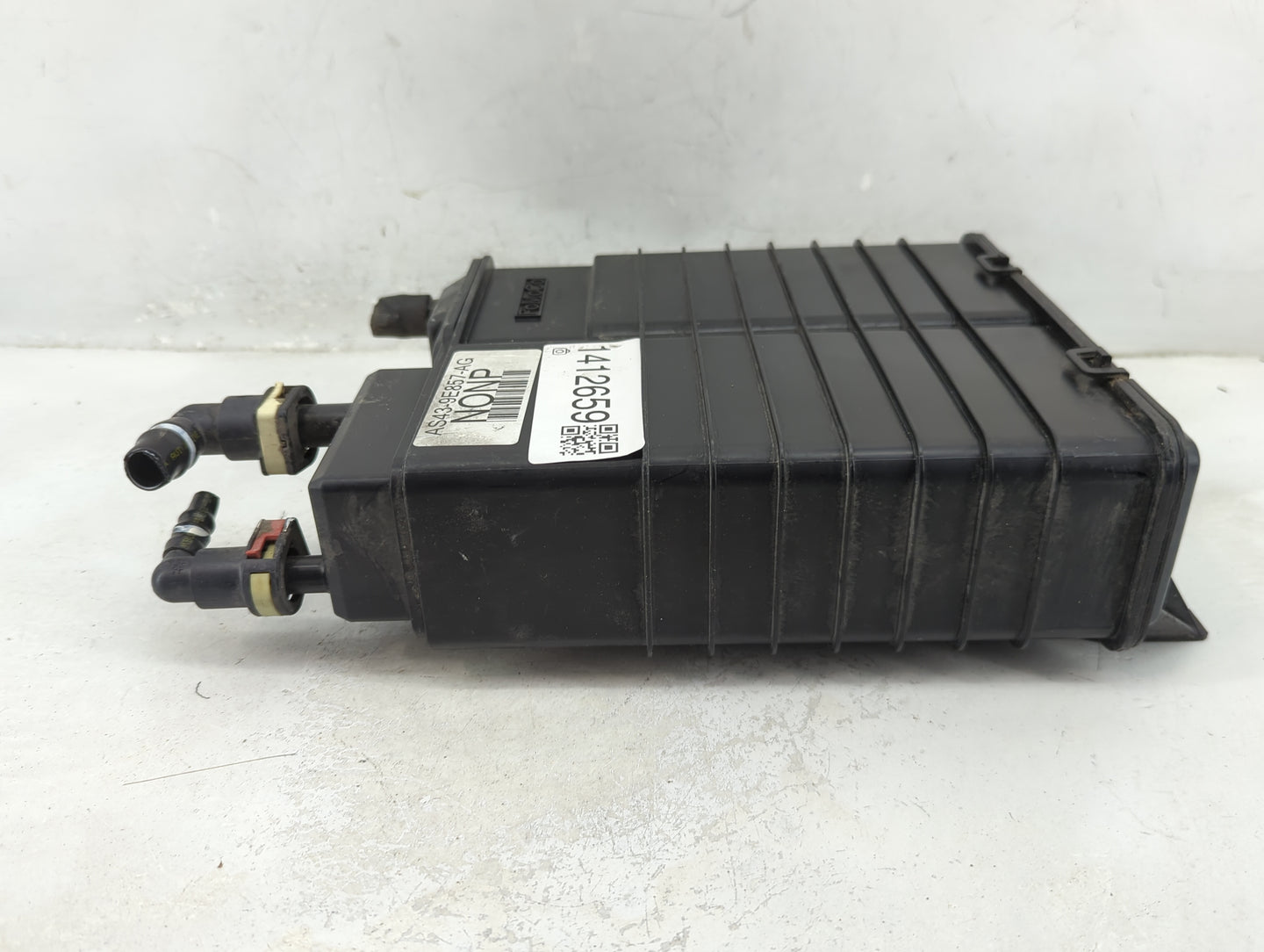 2016 Ford Focus Fuel Vapor Charcoal Canister 1412659 - Oemusedautoparts1.com