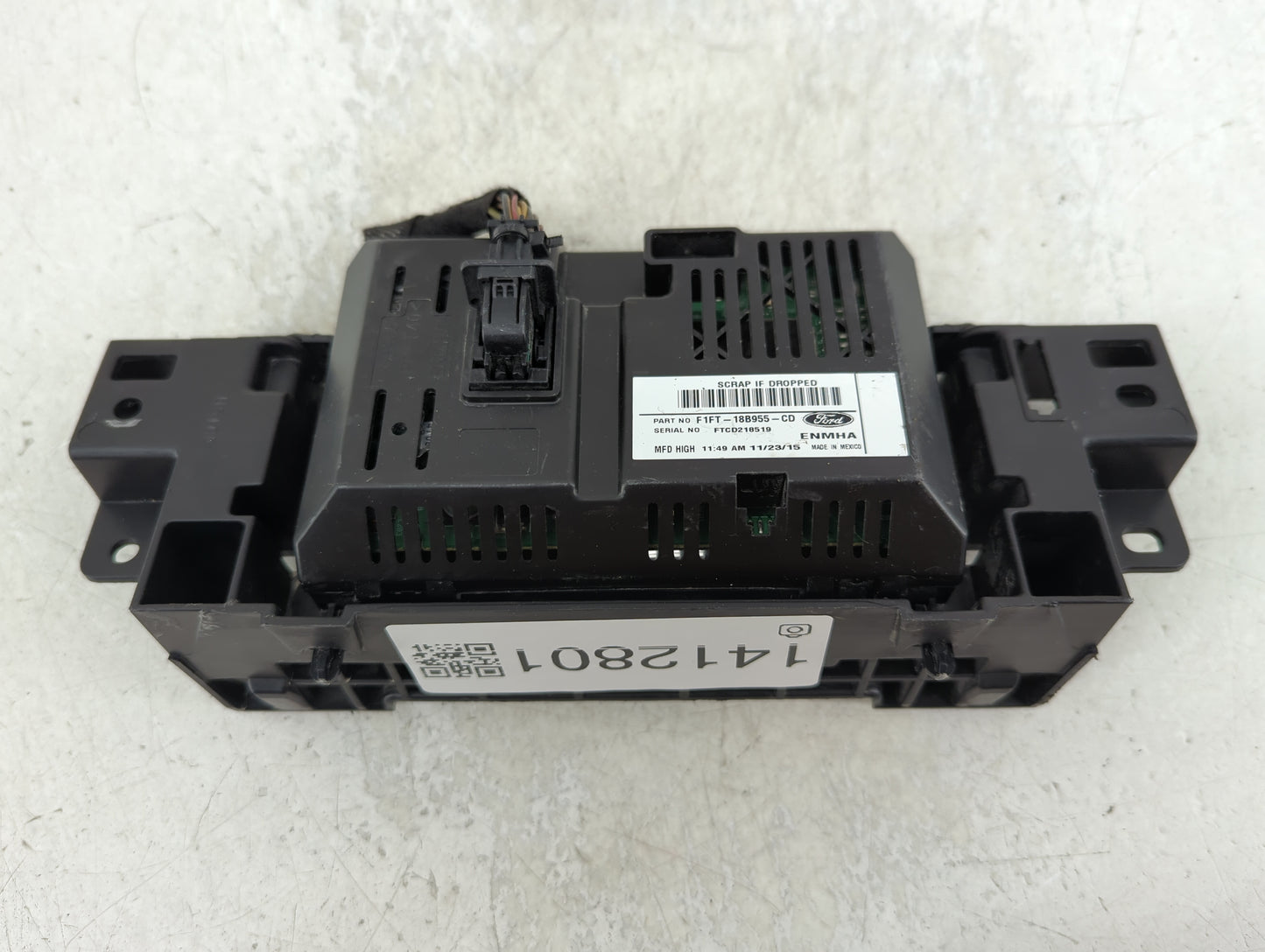2015-2018 Ford Focus Information Display Screen - Oemusedautoparts1.com