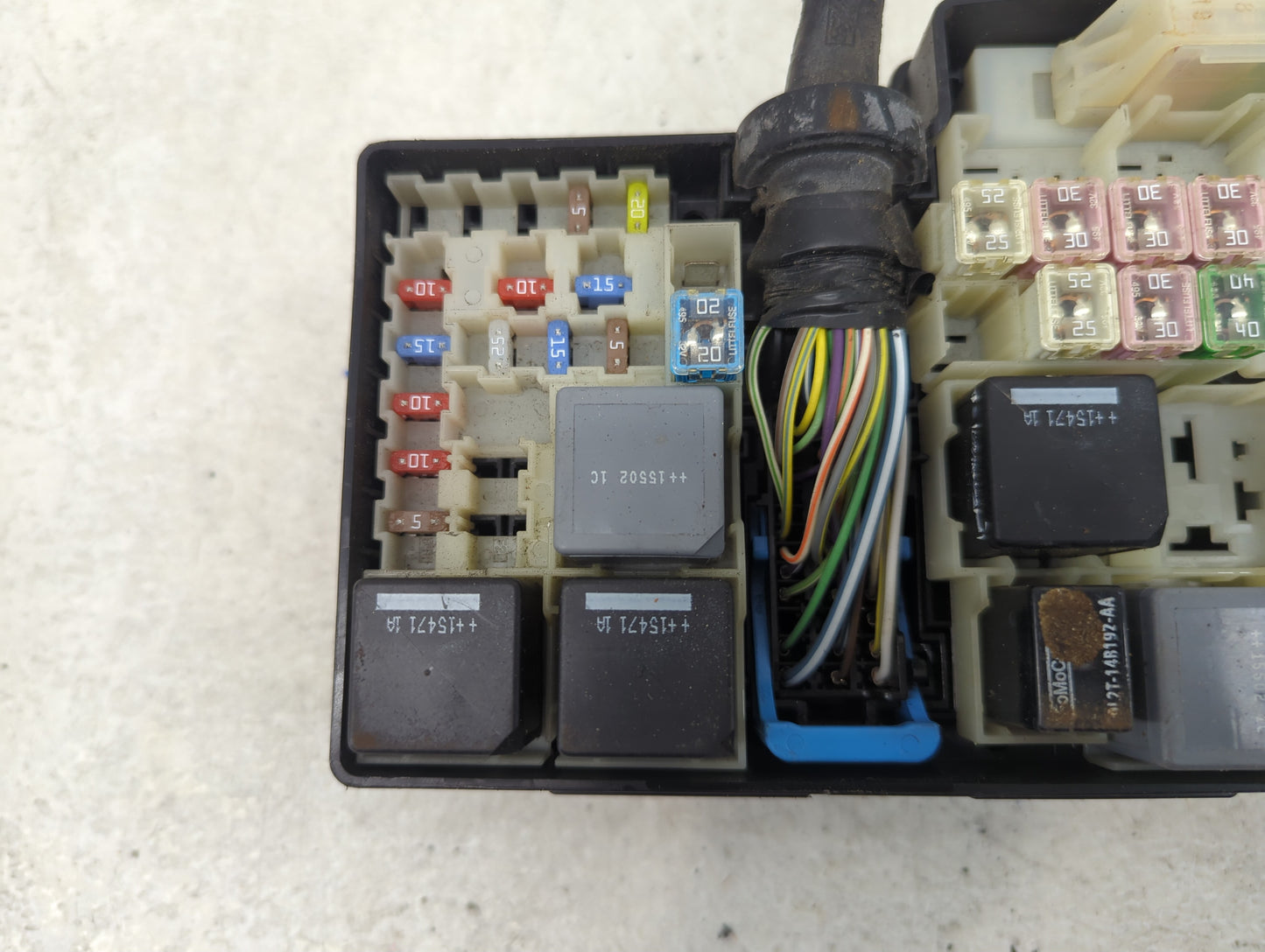 2016 Ford Focus Fusebox Fuse Box Panel Relay Module P/N:AV6T-14A067-AD Fits OEM Used Auto Parts - Oemusedautoparts1.com